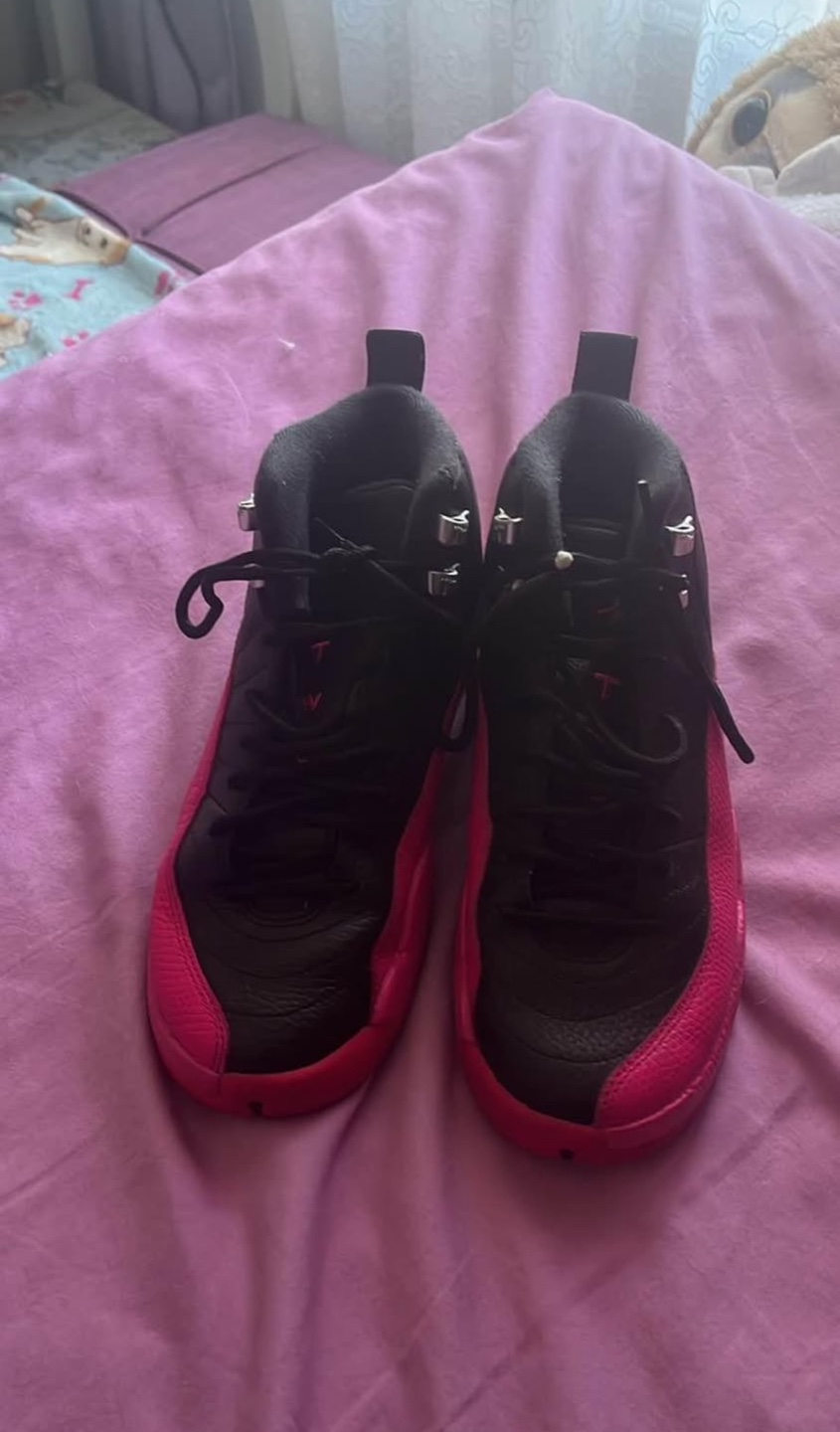 Air Jordan 12 Retro Girls' Shoes Size 5.5Y