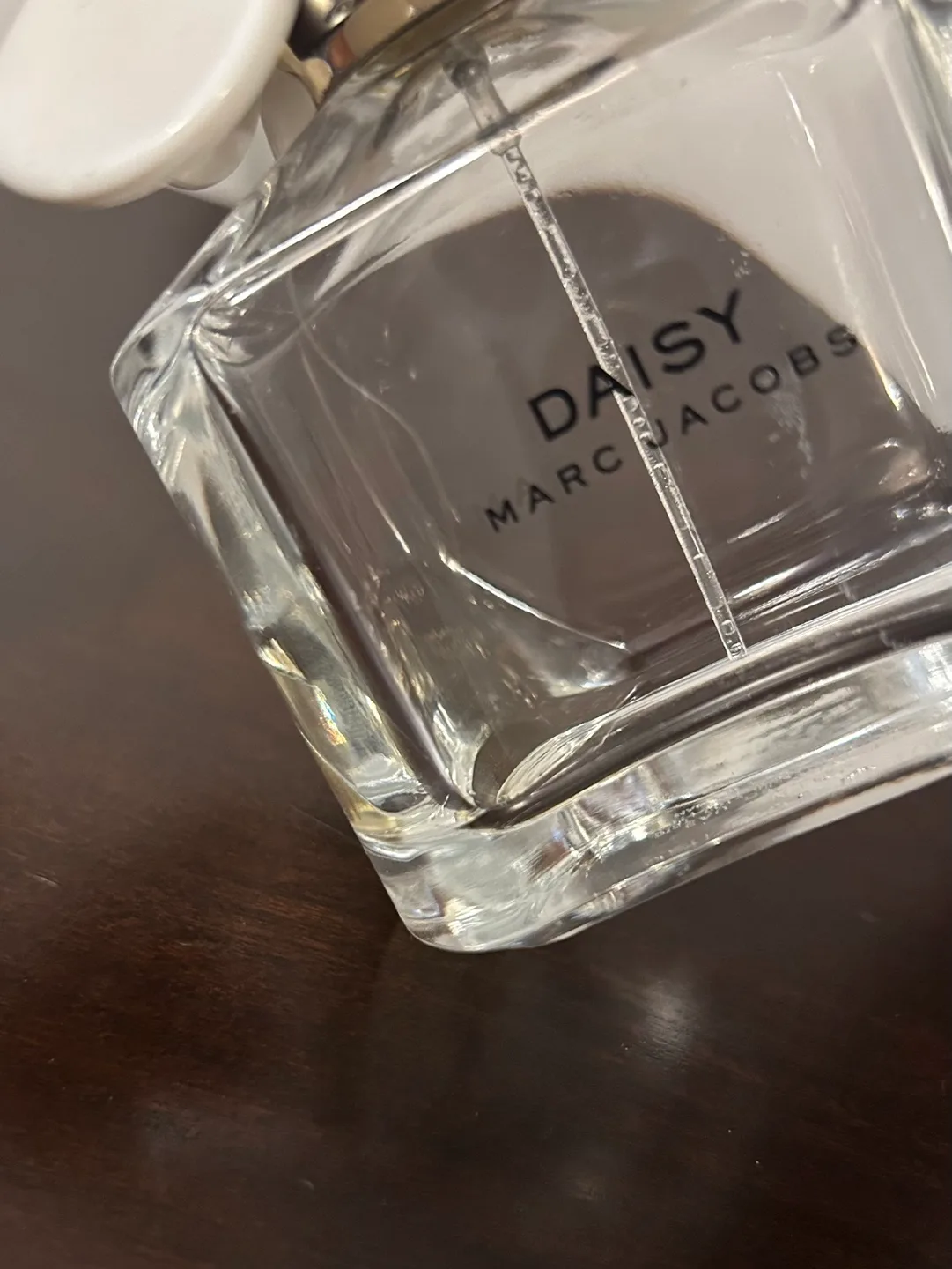 Empty Marc Jacobs Daisy Perfume Bottle image indicator(2)
