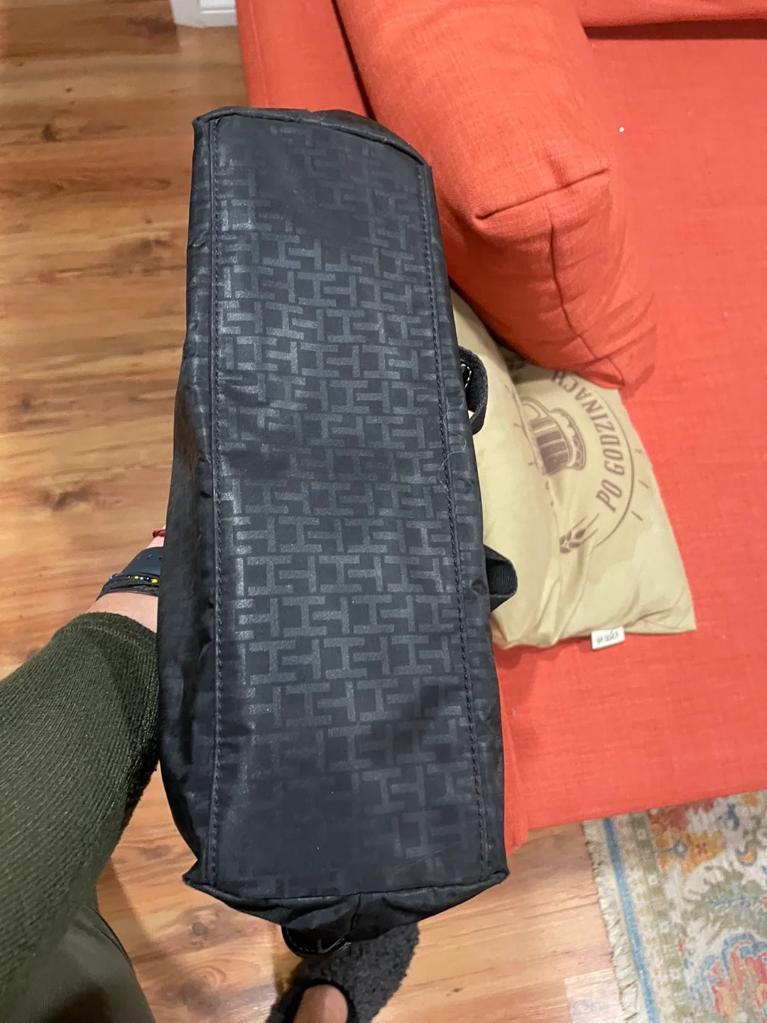 Tommy Hilfiger Black Handbag image indicator(5)