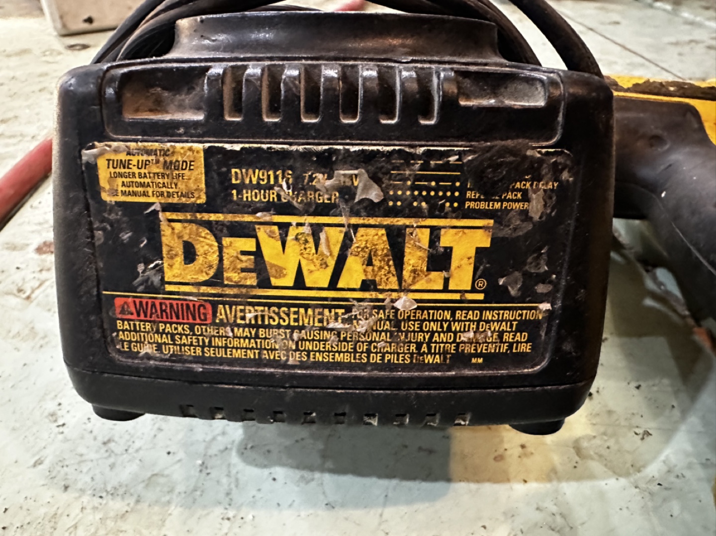 DeWalt DCD760 Cordless Drill Driver Kit - photo 2