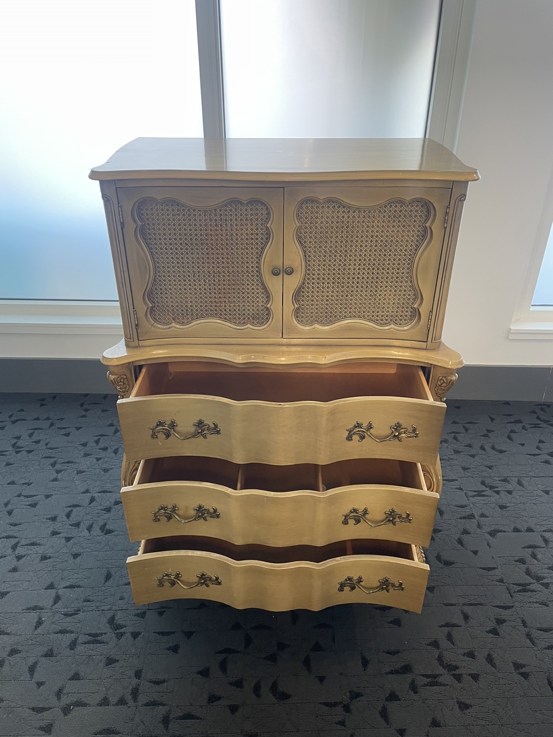 Vintage French Provincial Highboy Dresser - photo 3