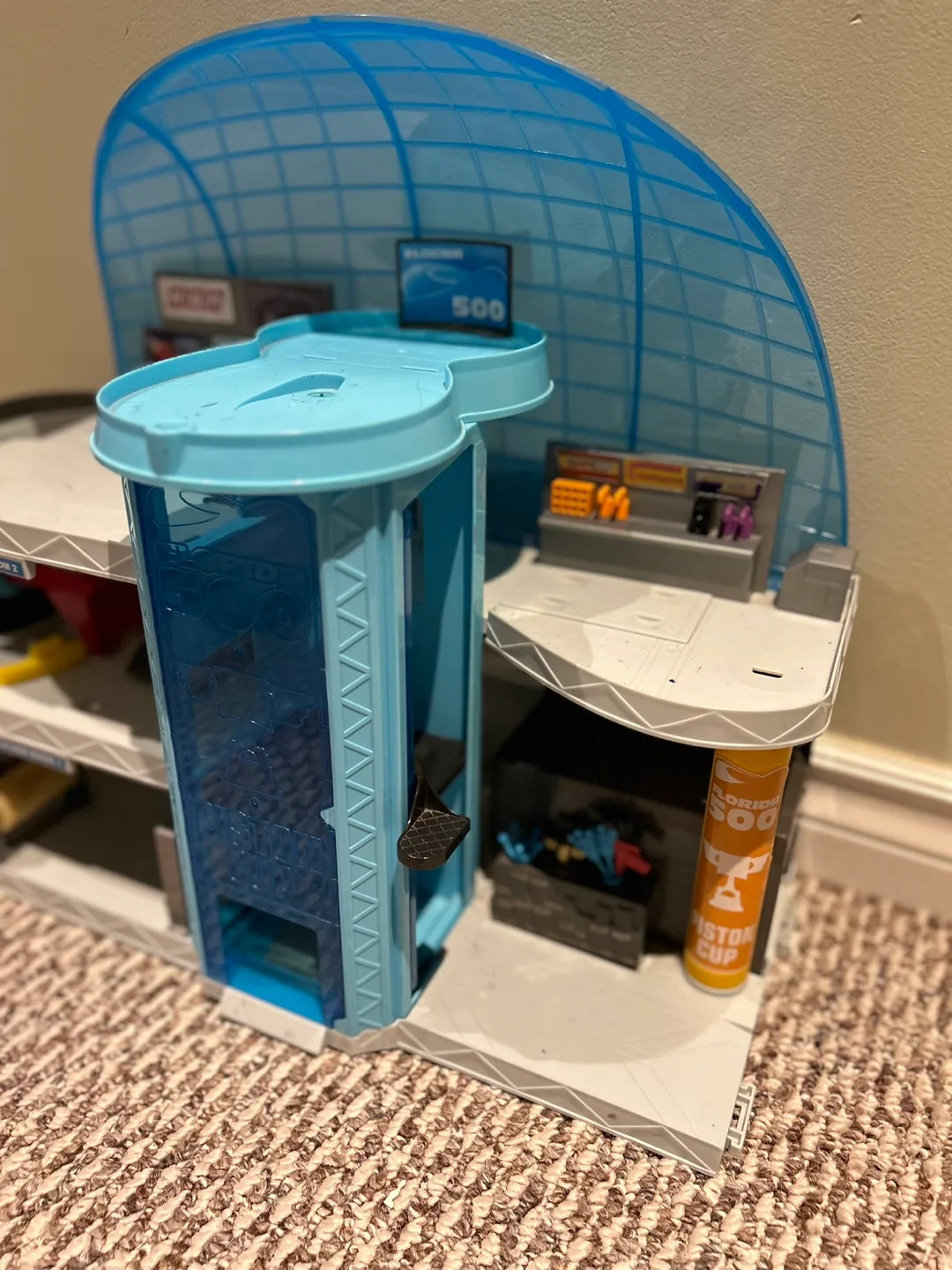 Cars 3 Pit Stop Playset (only garage) image indicator(3)