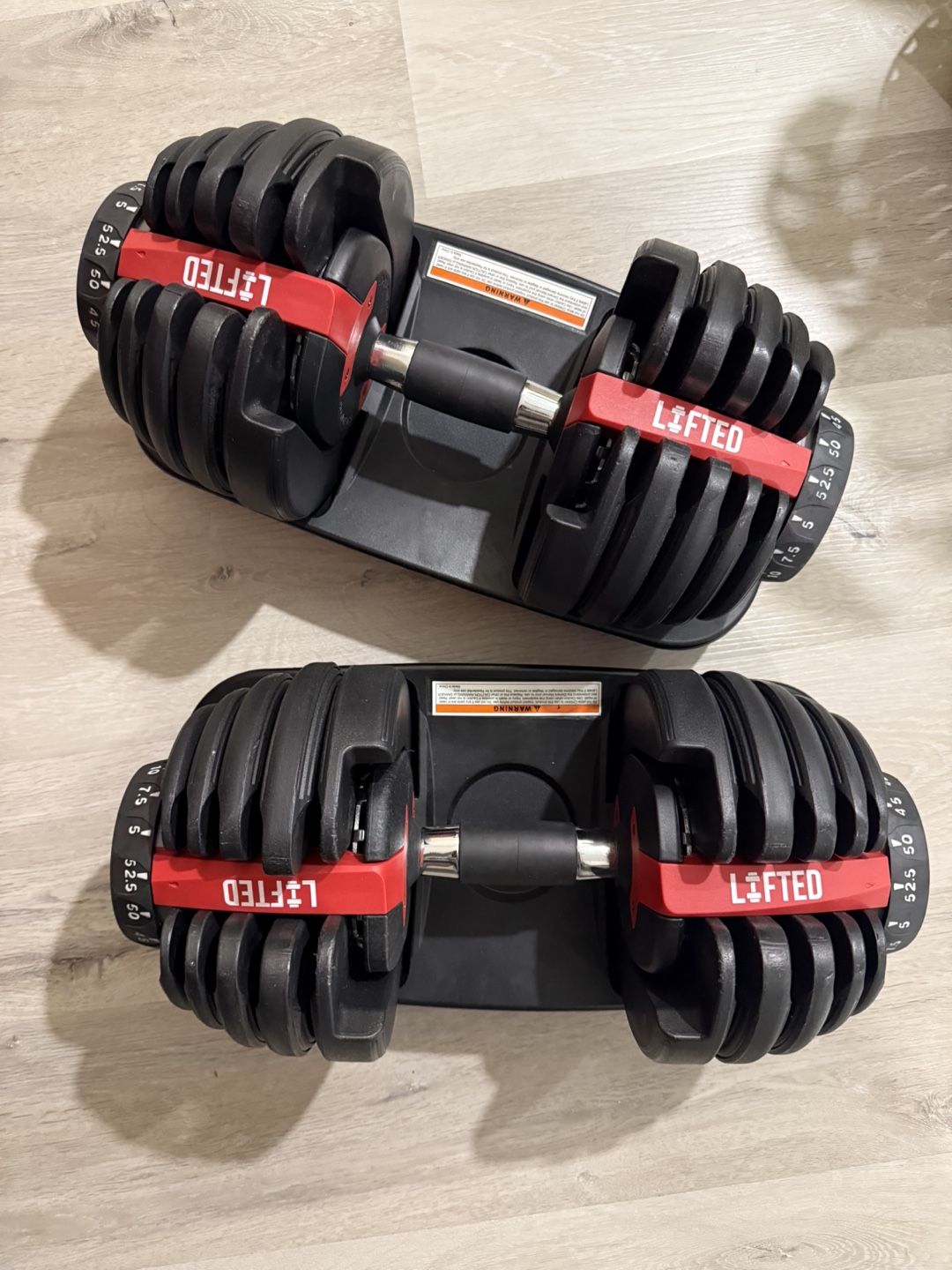 Pair of L&FTED Adjustable Dumbbells‼️💪🏼🏋🏻