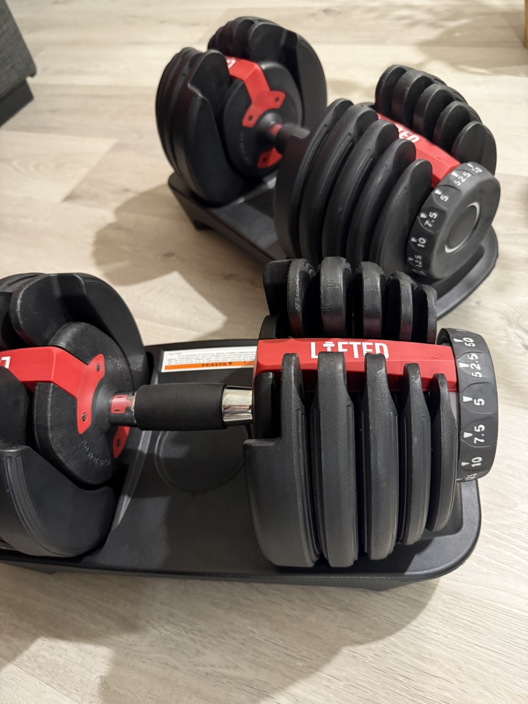 Pair of L&FTED Adjustable Dumbbells‼️💪🏼🏋🏻 - photo 3