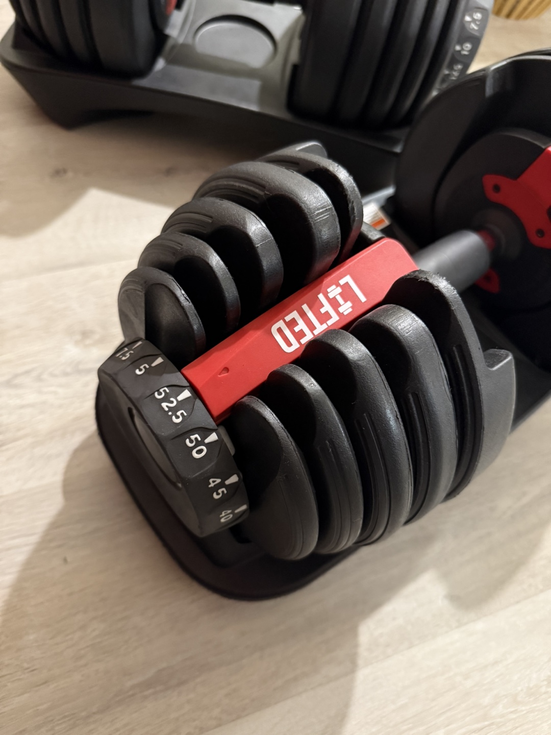 Pair of L&FTED Adjustable Dumbbells‼️💪🏼🏋🏻 - photo 2