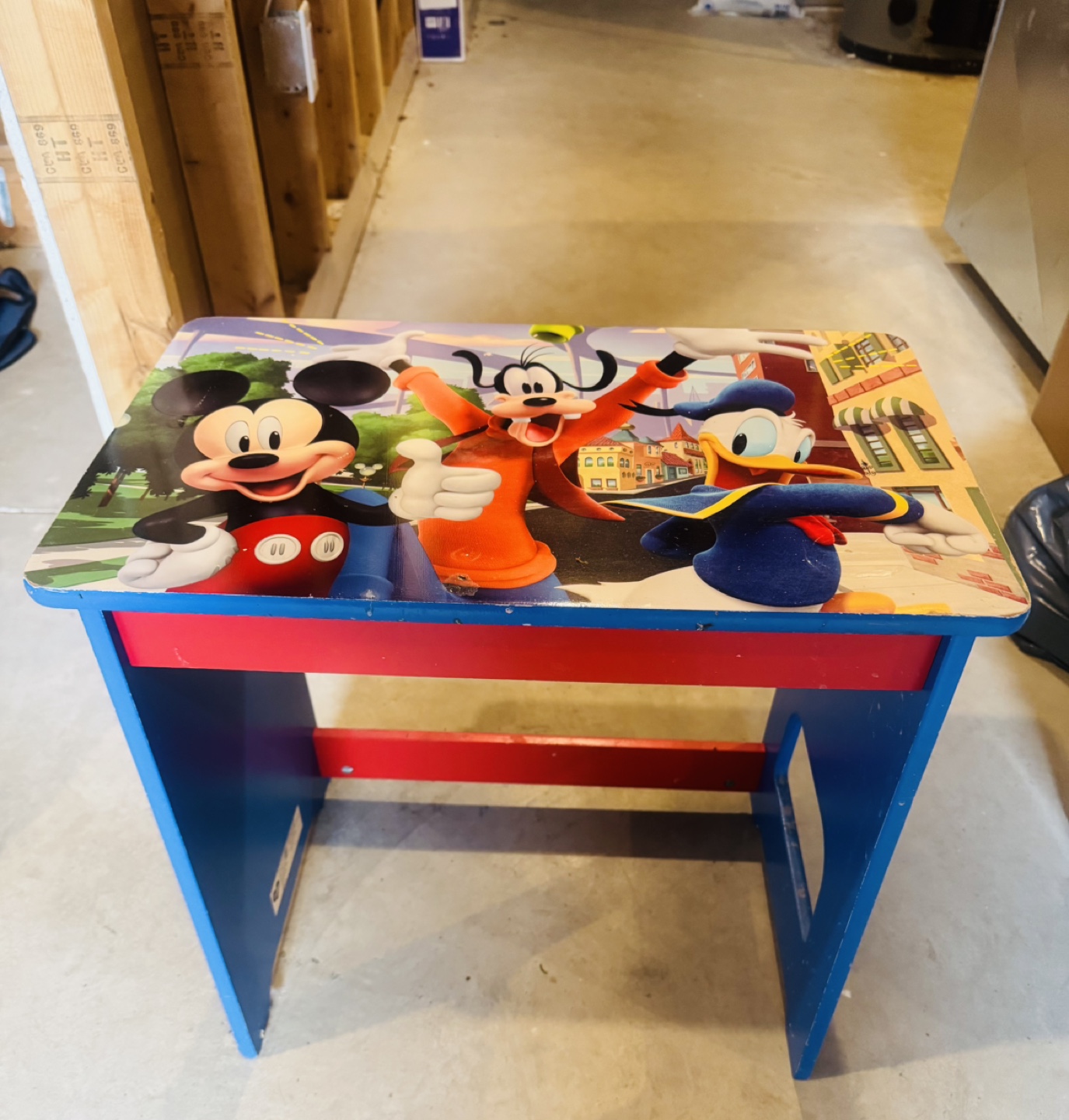 Kids' Mickey Mouse Table