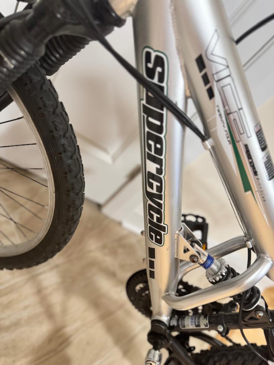 Supercycle VIC Mountain Bike - photo 3