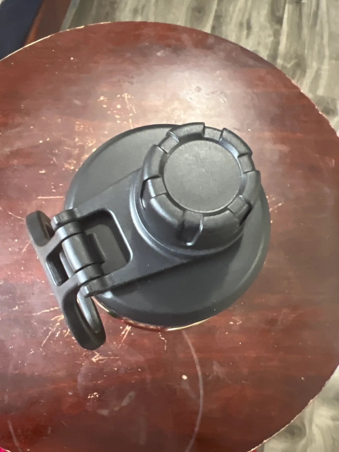 Lululemon Stainless Steel Water Bottle image indicator(3)