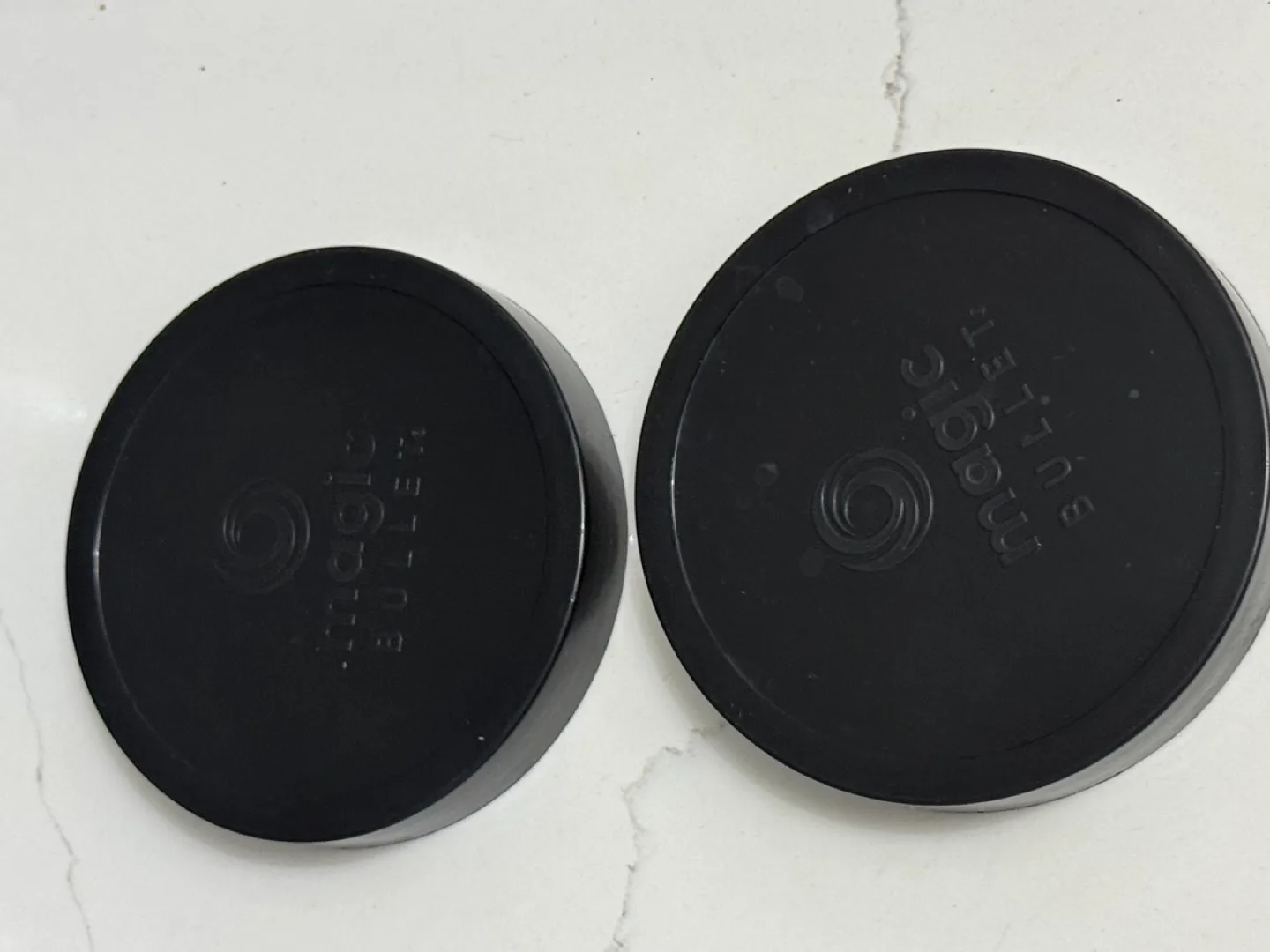 Magic Bullet Blender with Extra Cups and Lids image indicator(8)