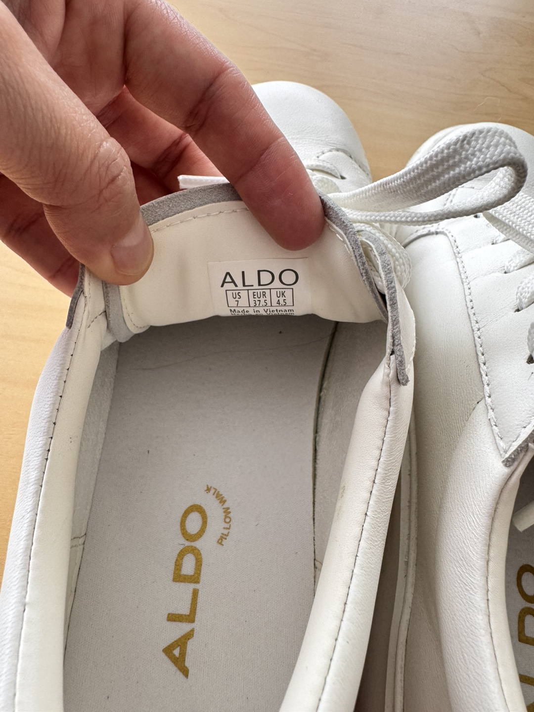 Women's Aldo White Leather Sneakers - Size 7 - photo 2