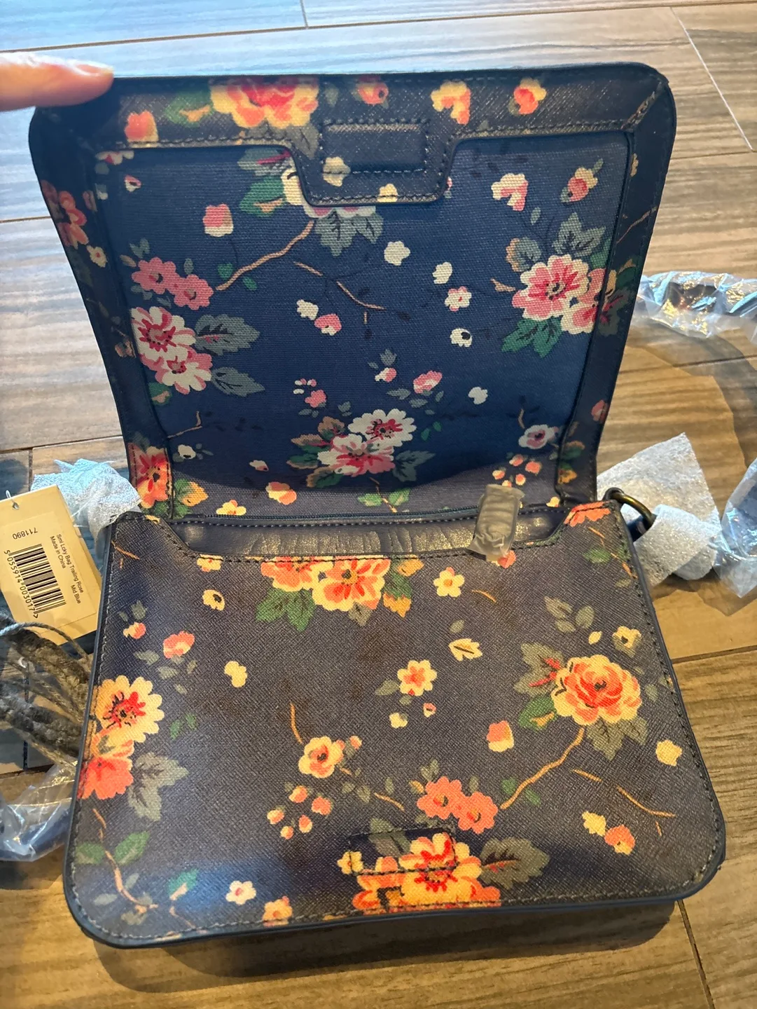 #freecycle Cath Kidston Floral Crossbody Bag image indicator(2)