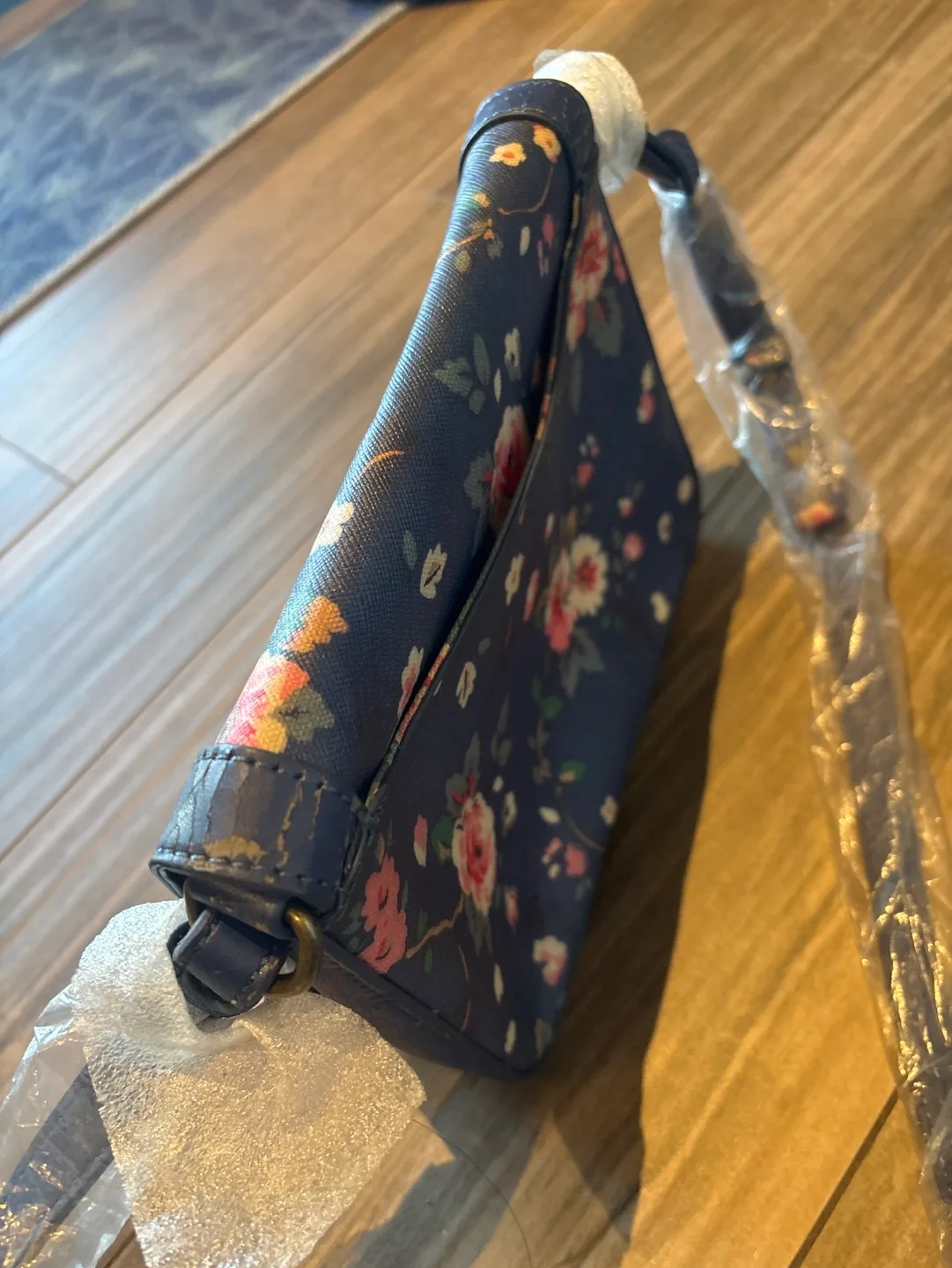 #freecycle Cath Kidston Floral Crossbody Bag image indicator(3)