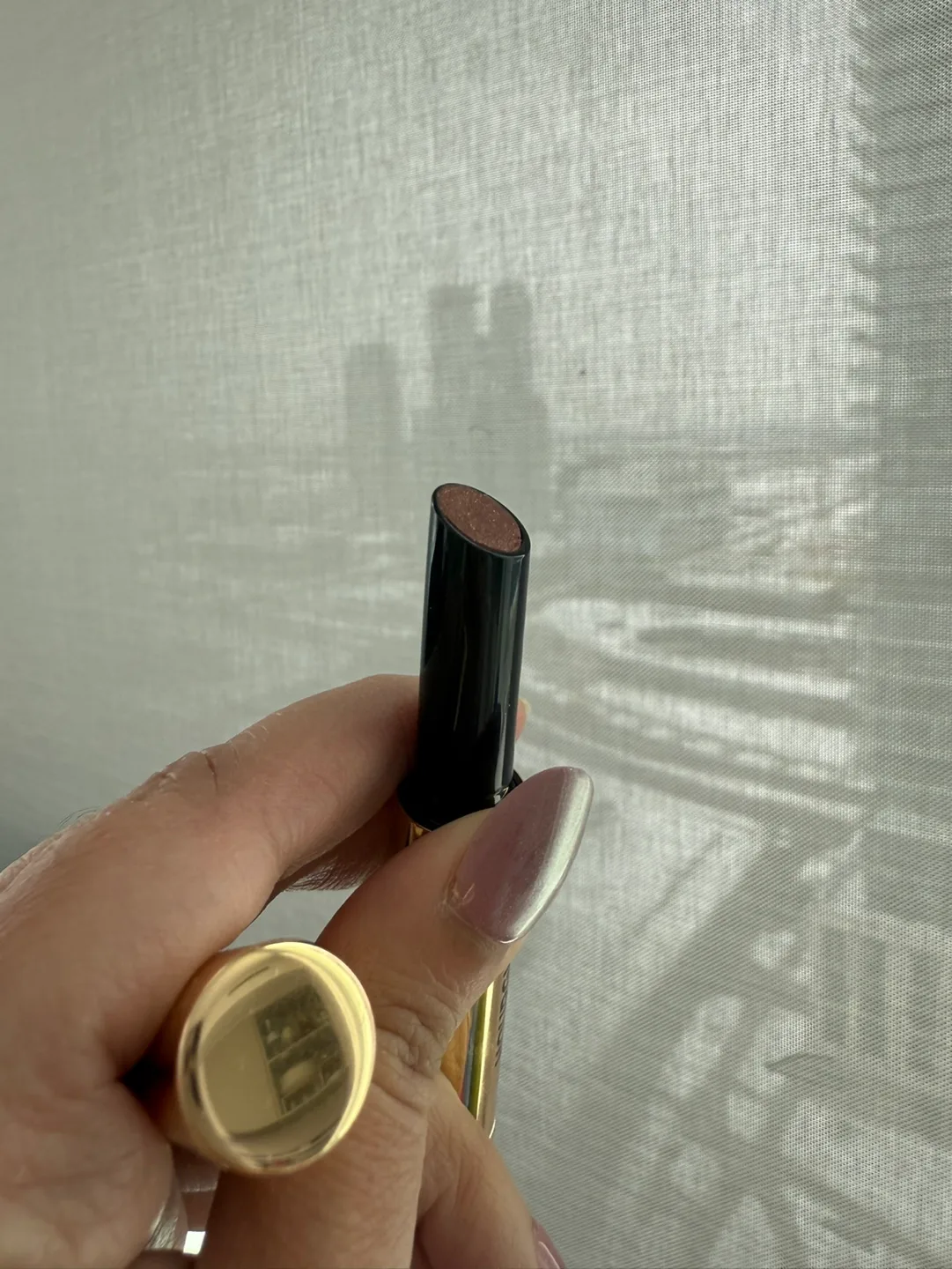 Hourglass Phantom Volumizing Glossy Lip Balm - Invite 80 image indicator(6)