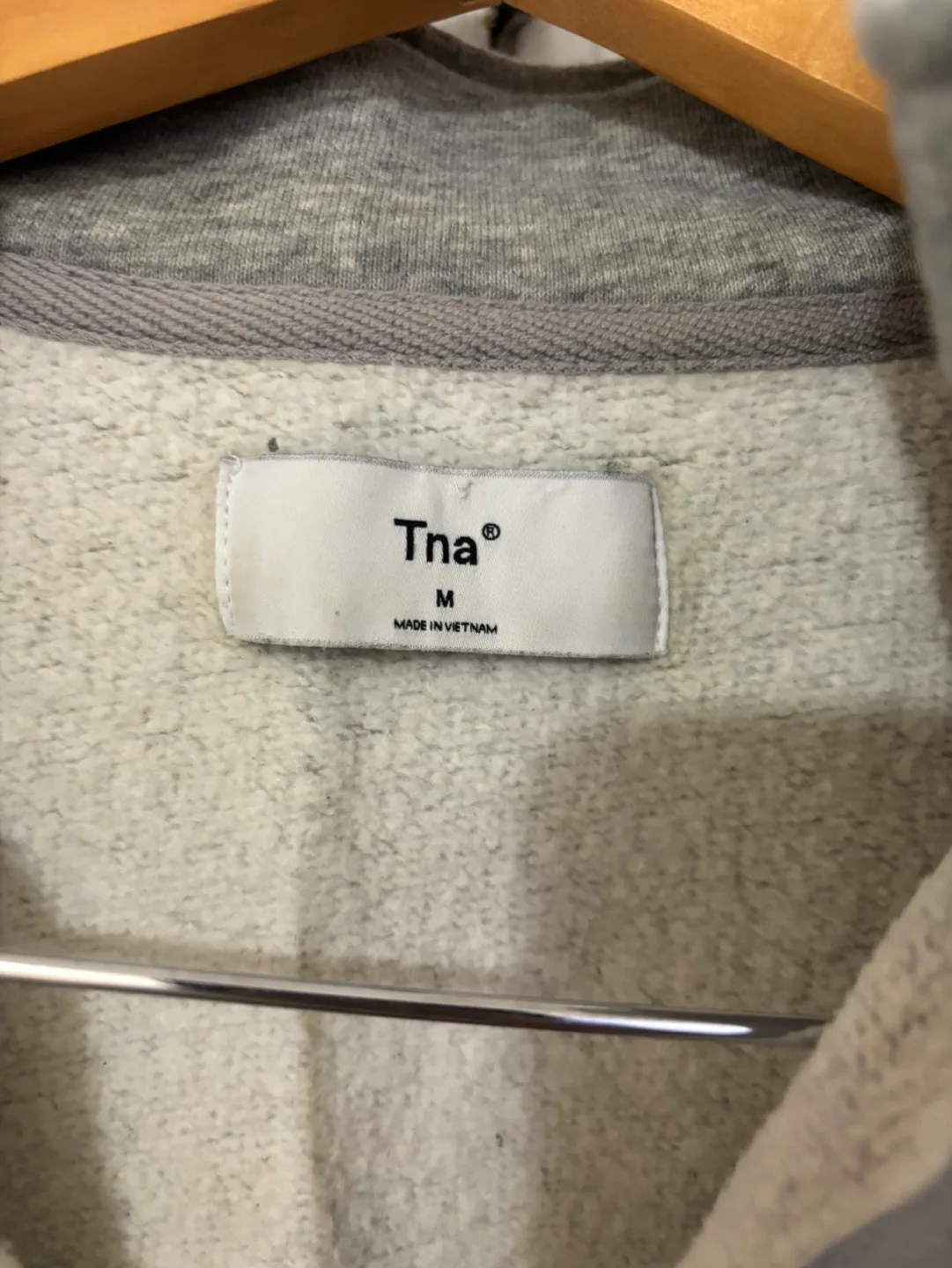 Tna cropped half zip sweatshirt image indicator(2)