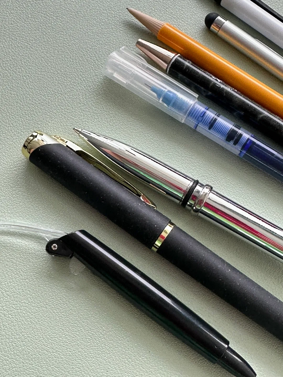 Assorted Pens and Pencils #freecycle image indicator(2)