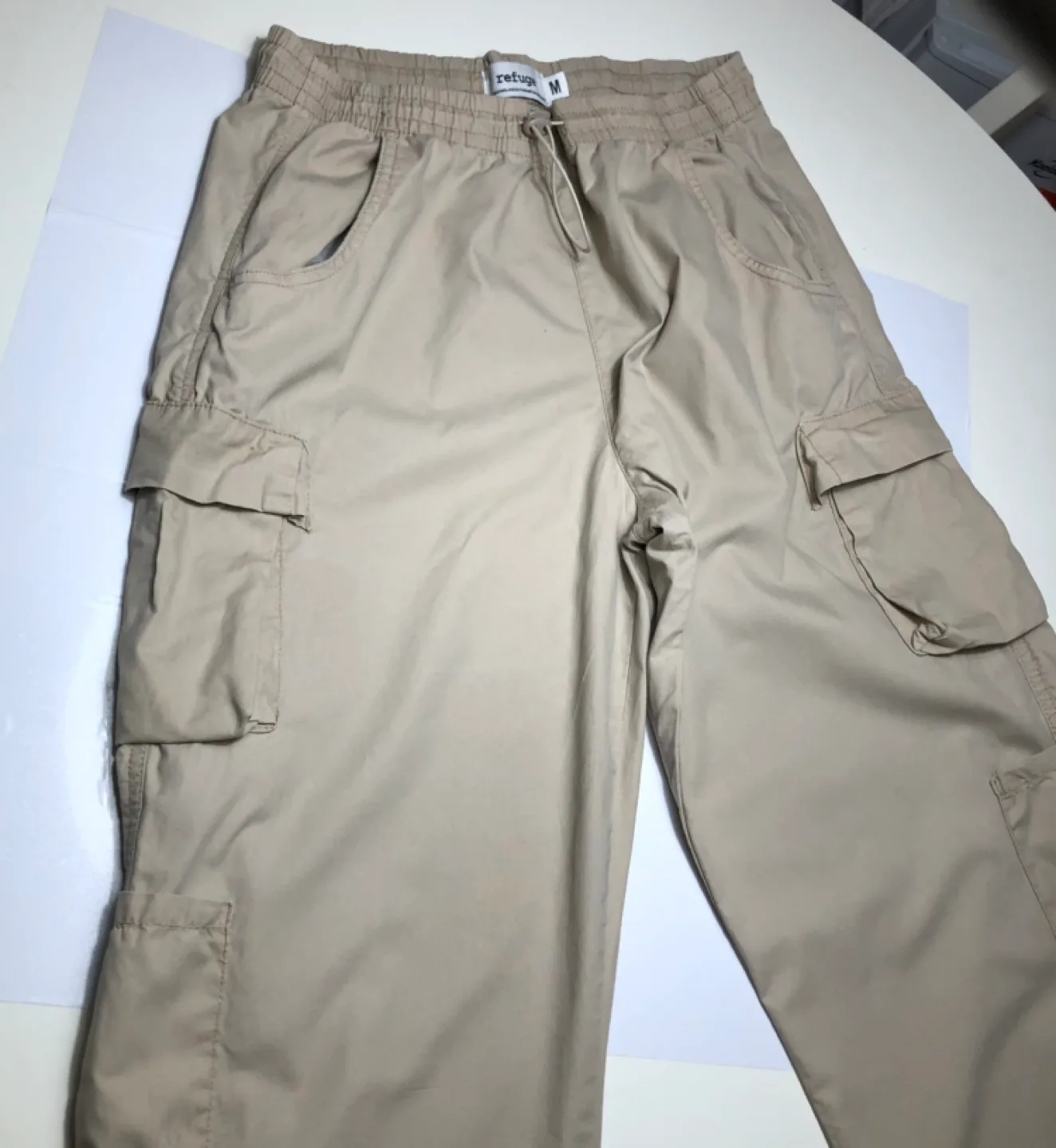 Refuge Women’s Parachute Cargo Pants - Size Medium image indicator(2)