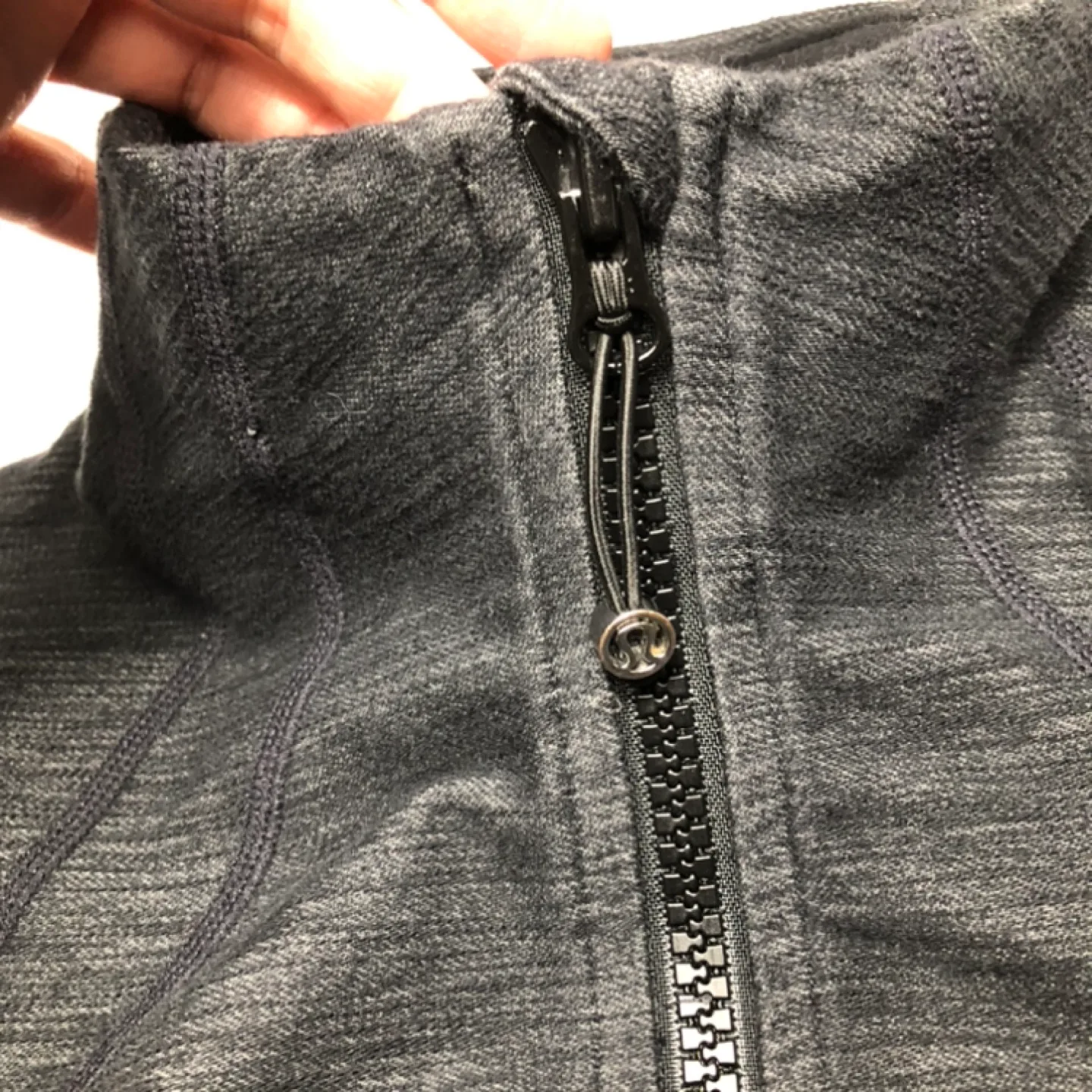 Lululemon X1 “Define” Scuba Hoodie Size 8 image indicator(4)