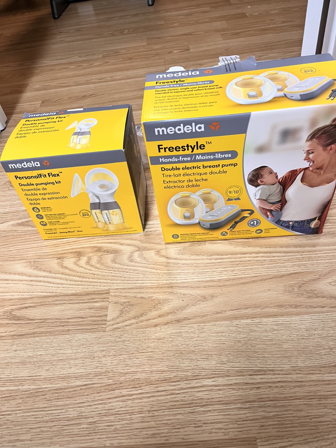 Medela Freestyle Double Electric Breast Pump with Accessories - photo 3