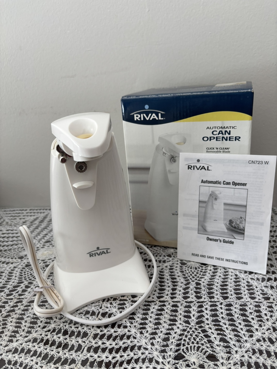 Automatic Can Opener & Knife Sharpener - photo 3