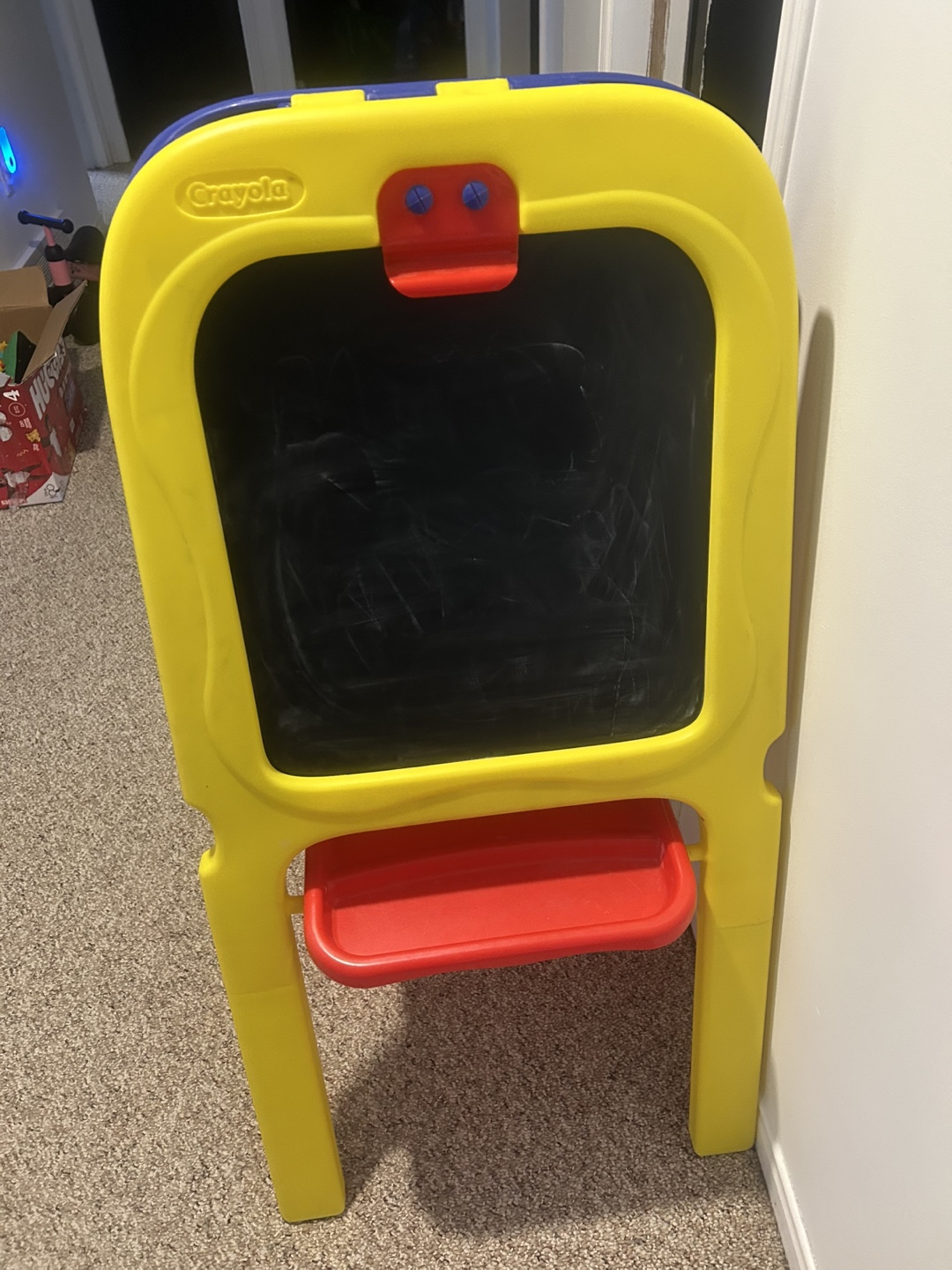 Crayola Double-Sided Easel - photo 3