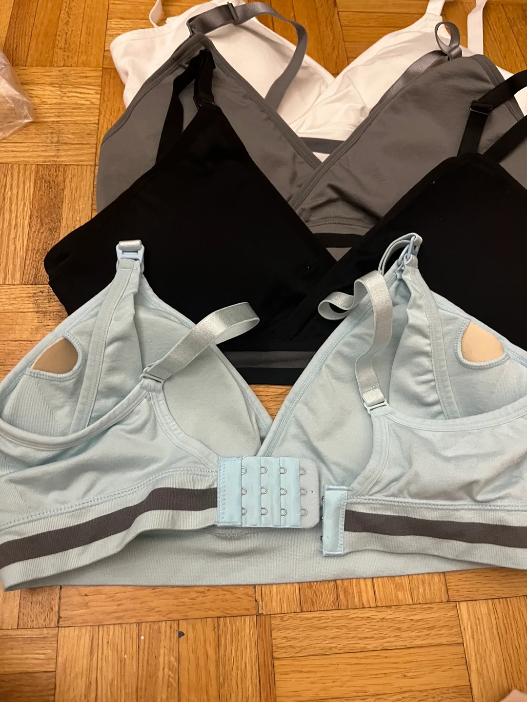 Nursing Bras - XLarge (4pcs) image indicator(2)