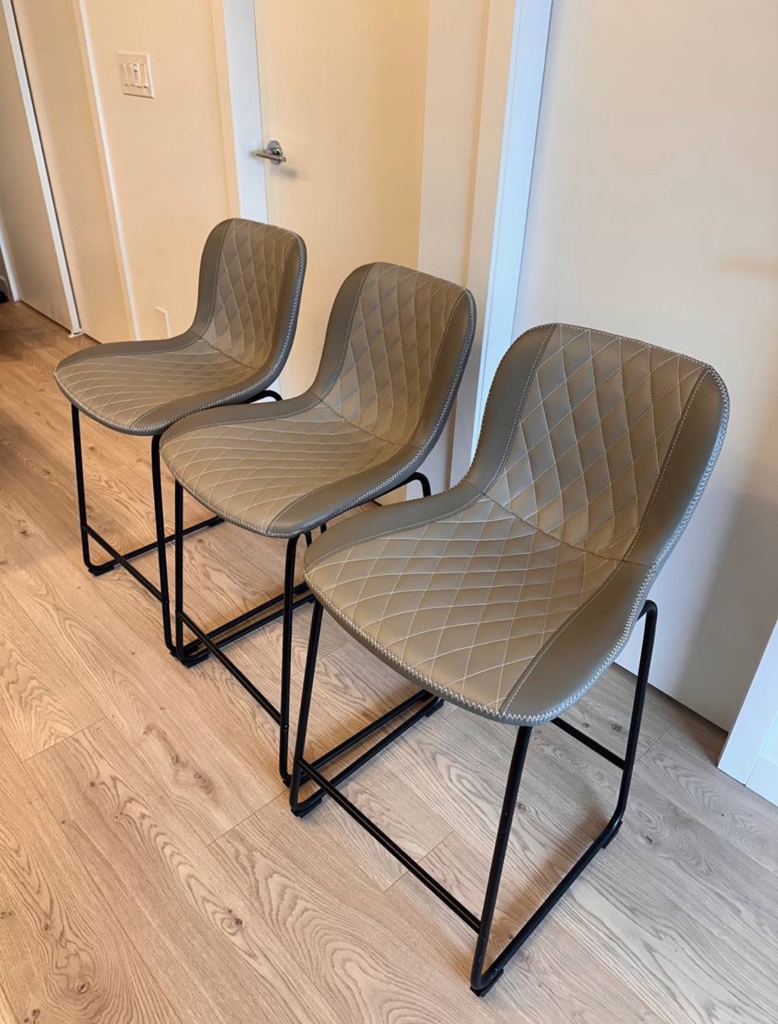 Set of Three Grey Quilted Bar Stools - photo 3