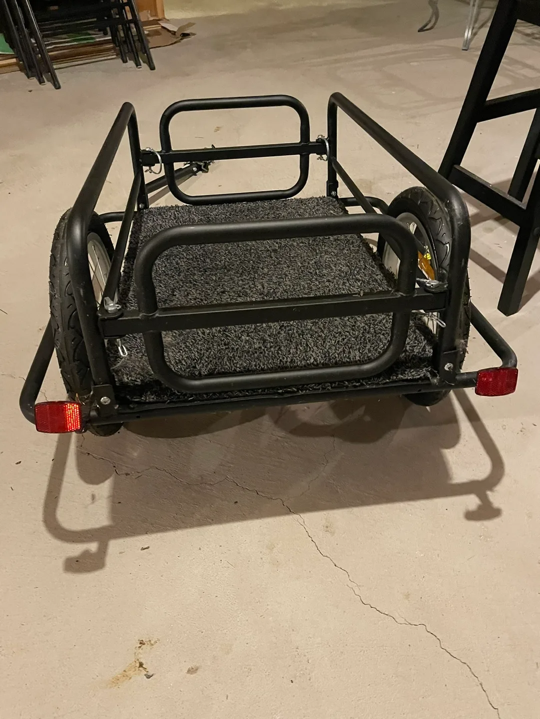 Black Bike Trailer - Cargo Carrier image indicator(2)