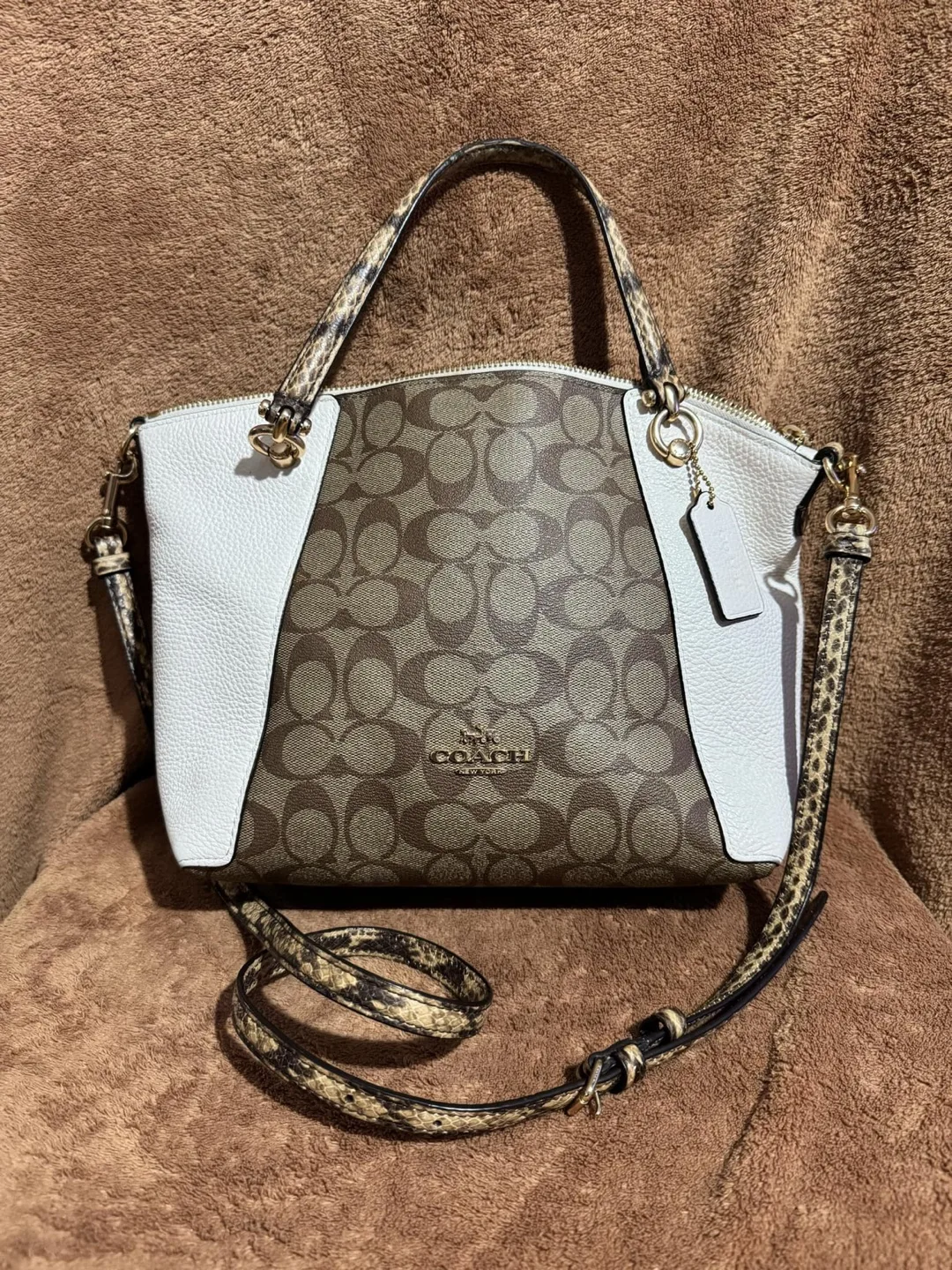 COACH KACEY SATCHEL IN COLORBLOCK SIGNATURE CANVAS image indicator(2)