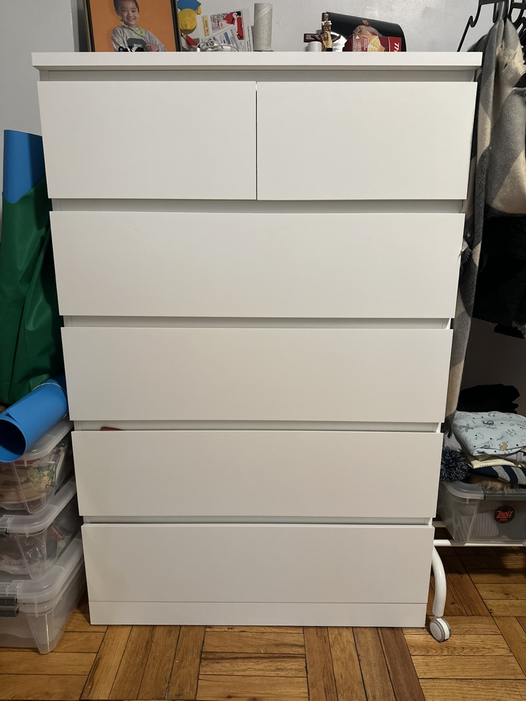 White 6 Drawer Dresser