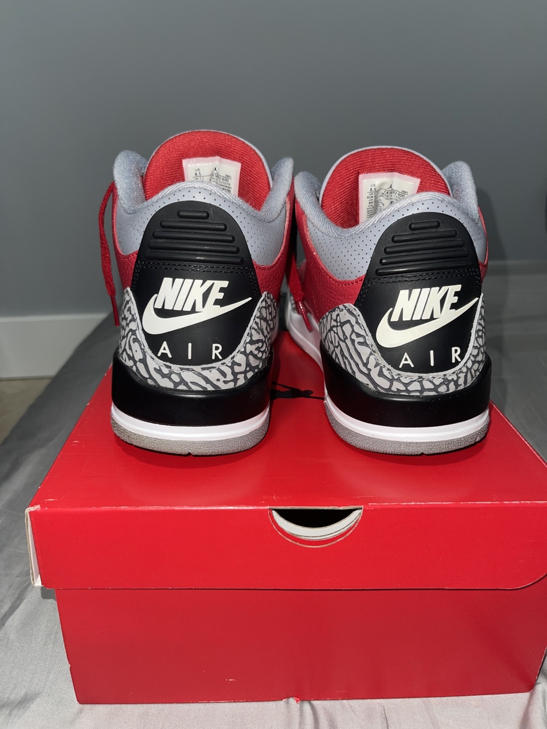 Air Jordan 3 Retro SE fire red cement grey Men's Shoes Size 8.5 - photo 4