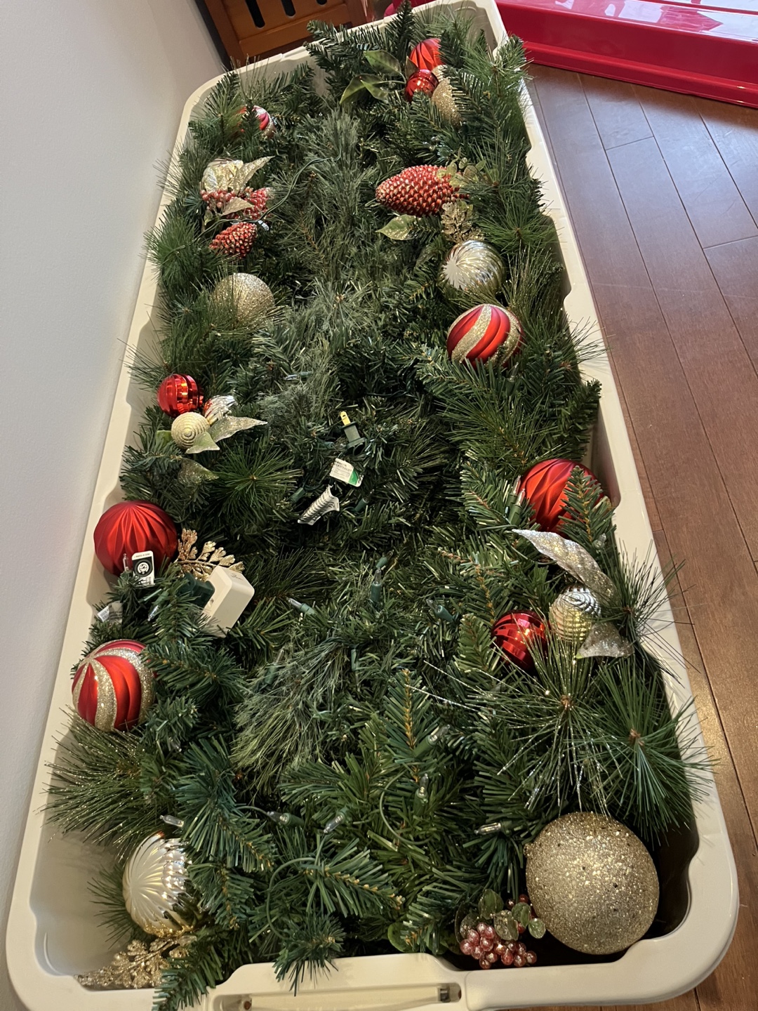 Christmas garland + Tree storage container - photo 3