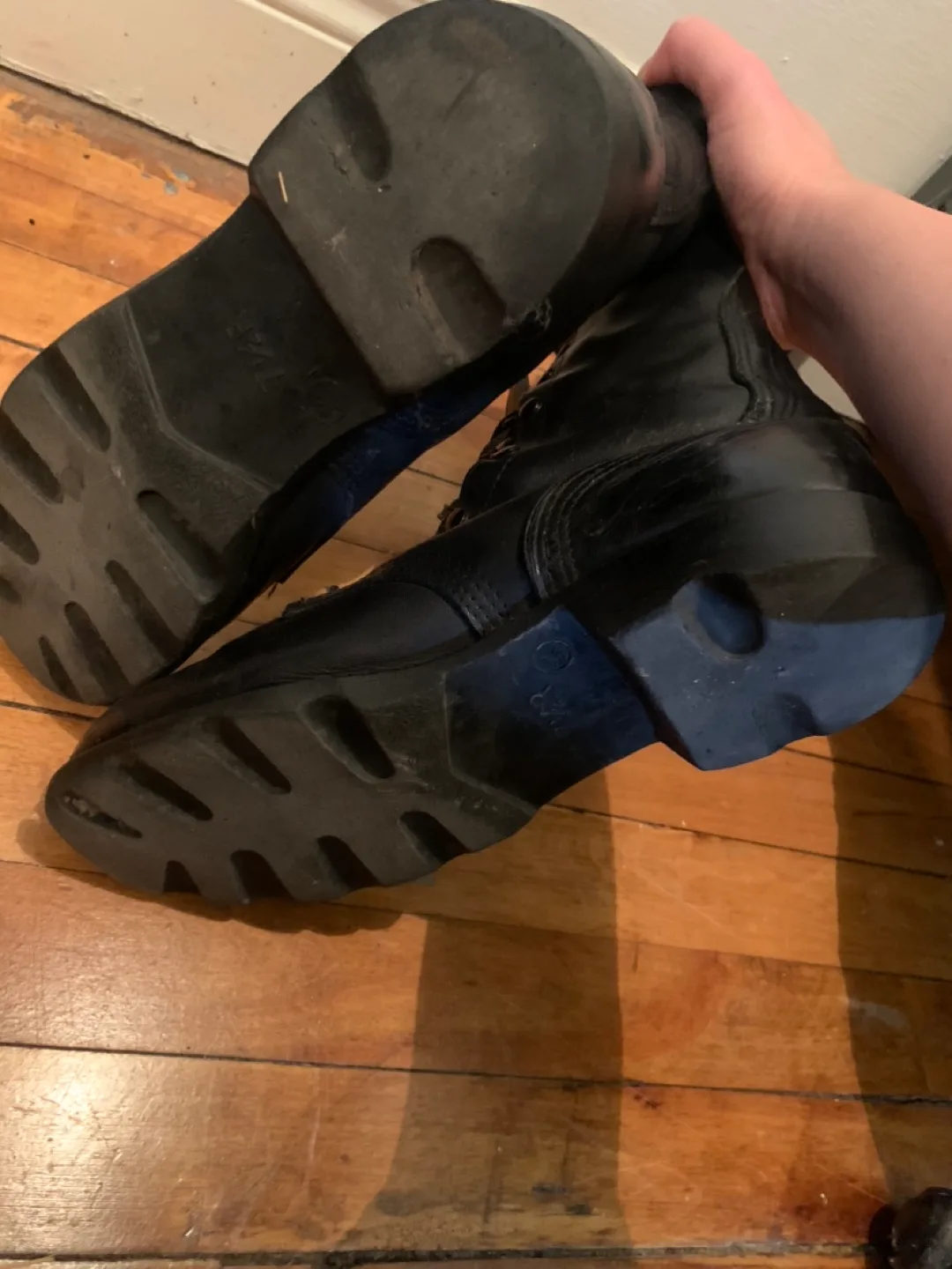 80s genuine leather combat boots *see below image indicator(5)