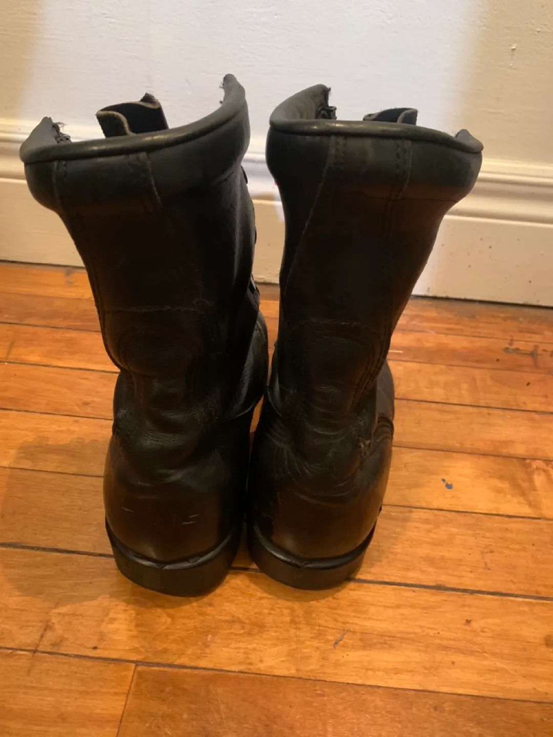 80s genuine leather combat boots *see below image indicator(4)