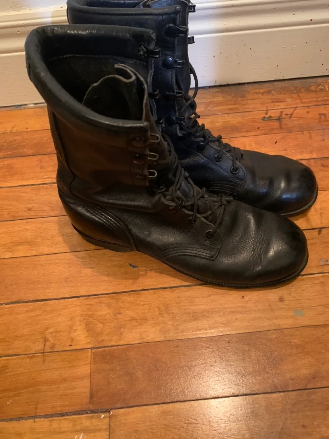 80s genuine leather combat boots *see below image indicator(2)