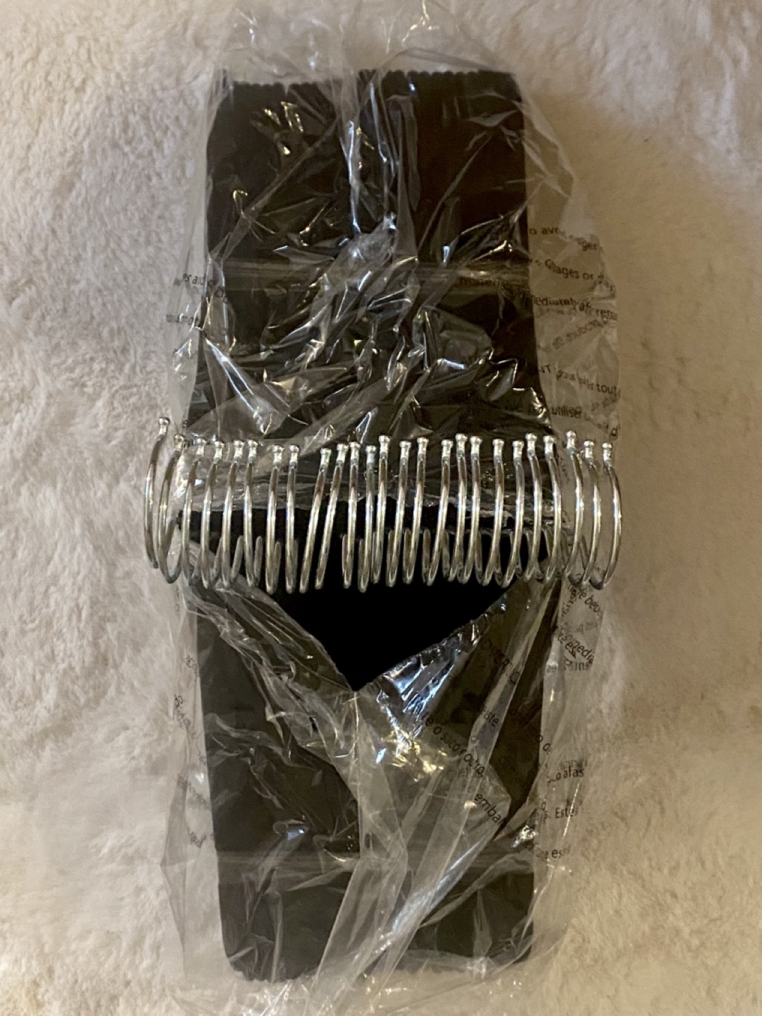 25ct Black Velvet Hangers - photo 2