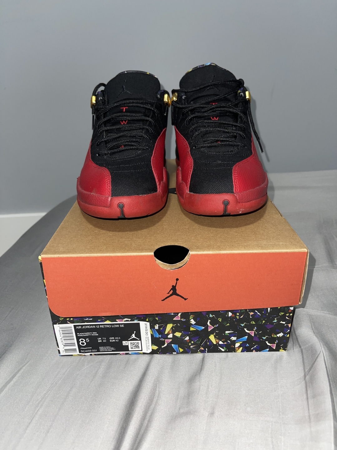 Air Jordan 12 Retro SE 'black/ varsity red' - Size 8.5