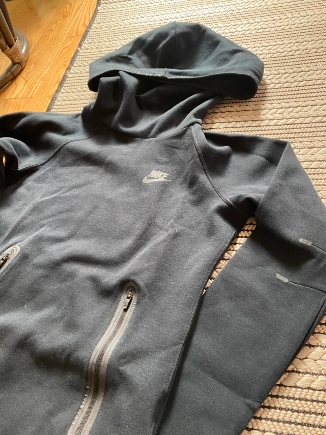 Nike Tech Fleece Hoodie - Size XS image indicator(2)