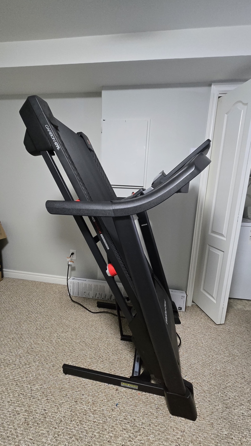 ProForm 550 Treadmill - photo 2