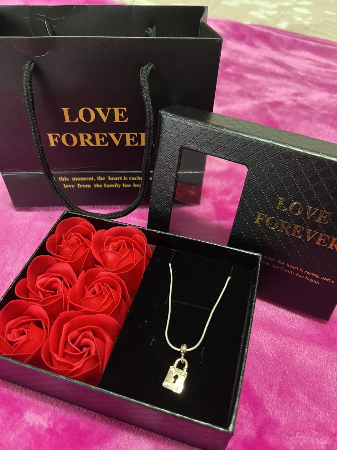 Love Forever Gift Set: Red Roses & Lock Necklace