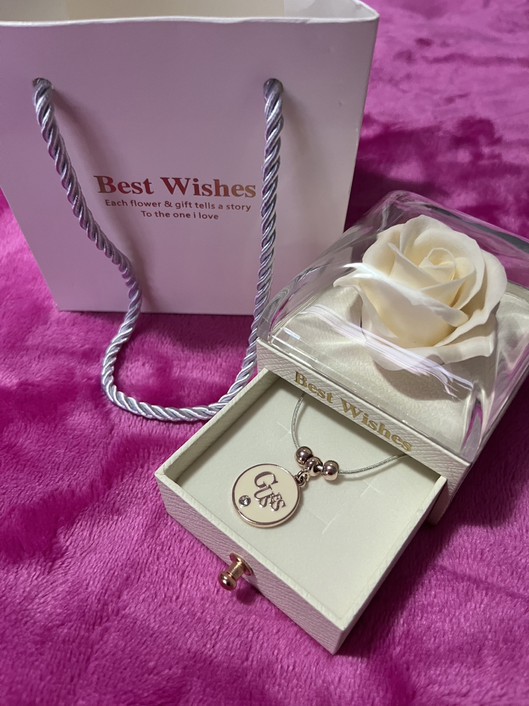 Guess Necklace Gift Set with Preserved Rose