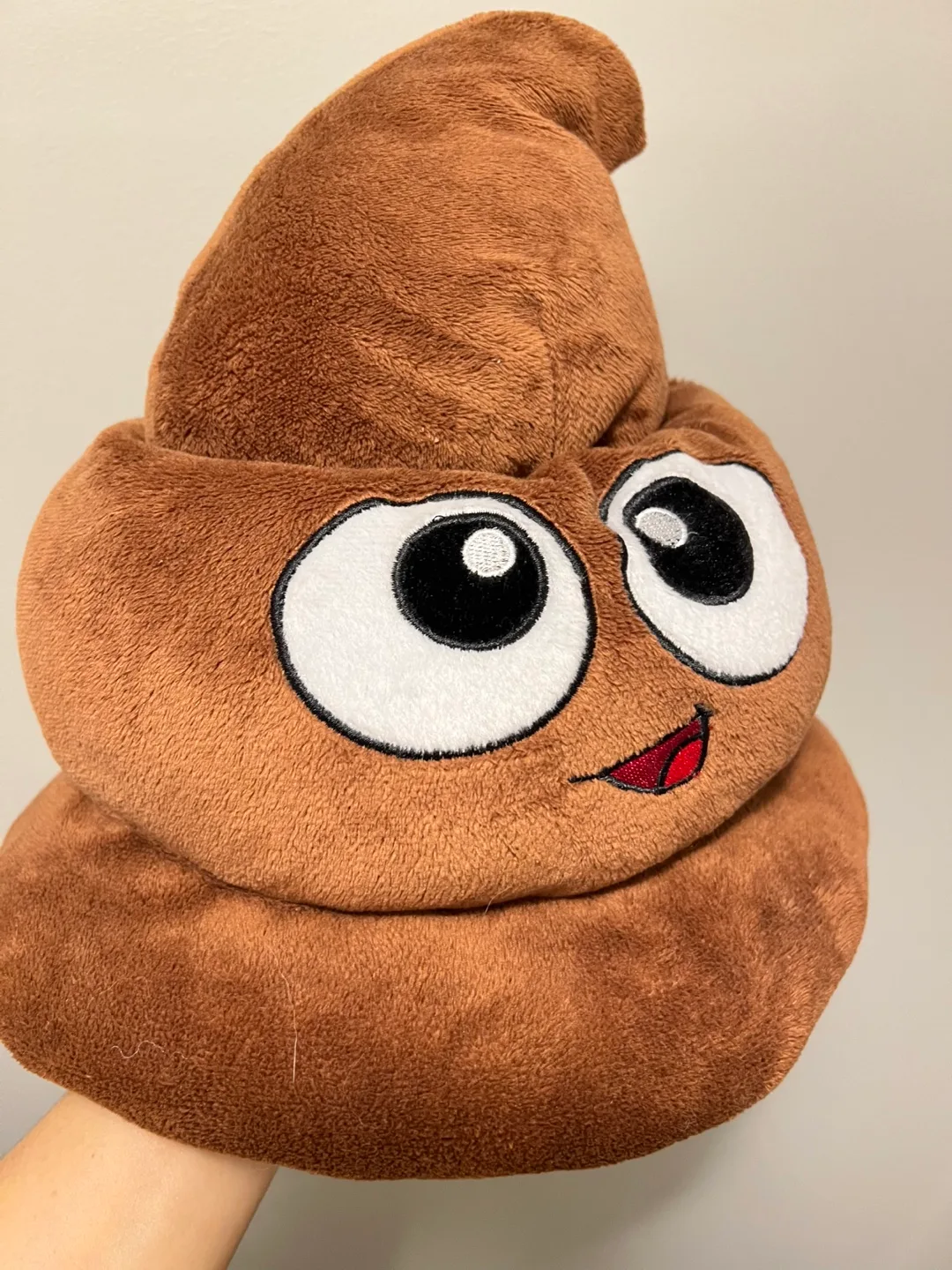 New fun emoji hat . Used only display. image indicator(3)