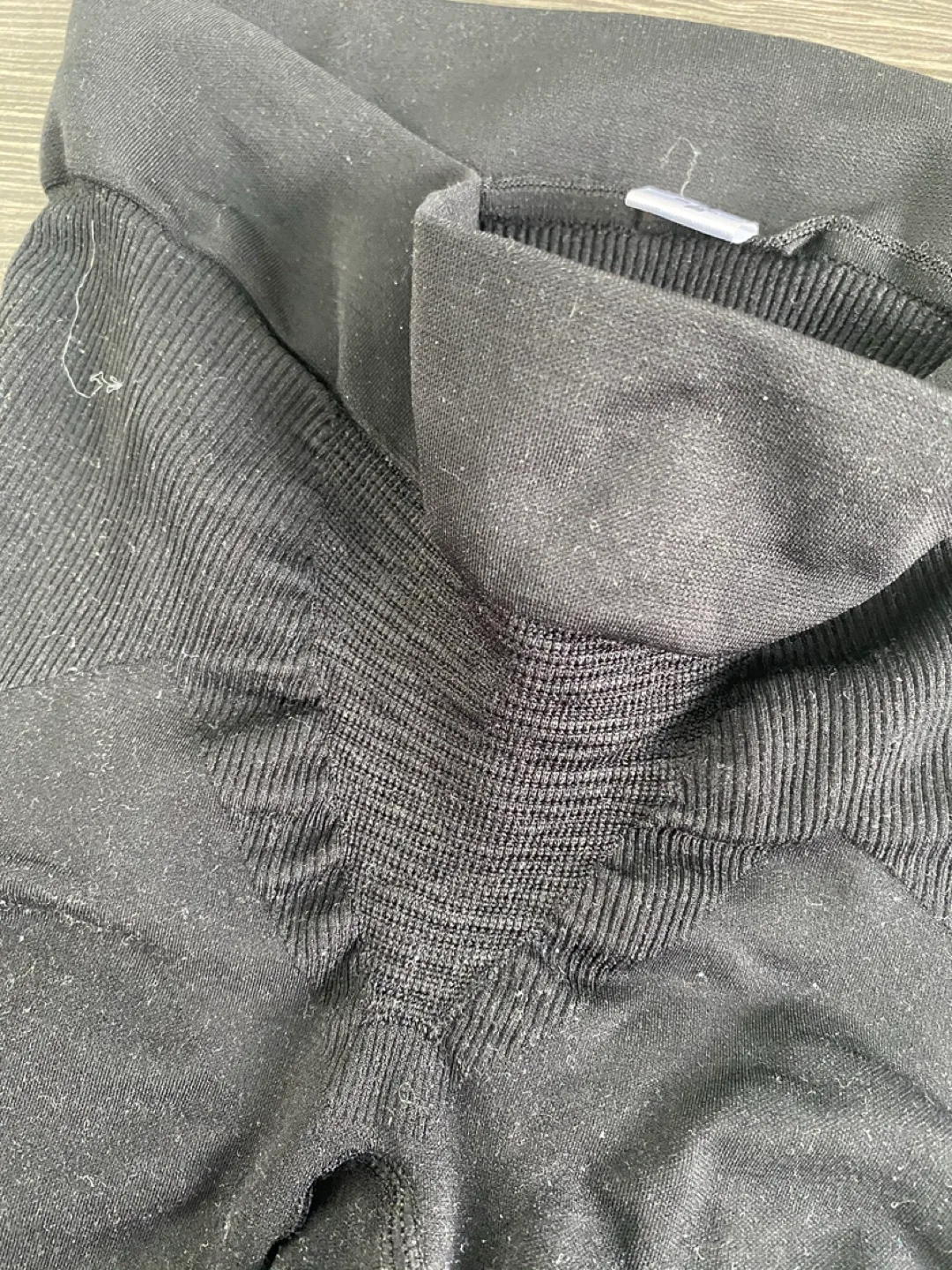 Cherilon Medium Black Butt Lifting Leggings image indicator(3)