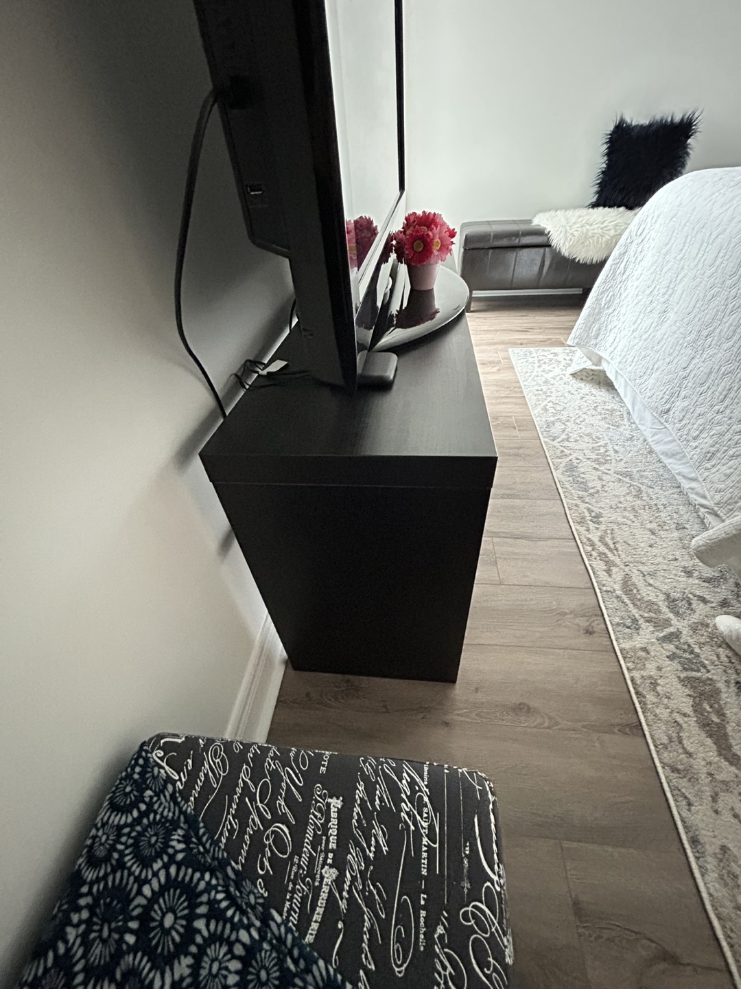 TV Stand (IKEA) Black/Brown - photo 2