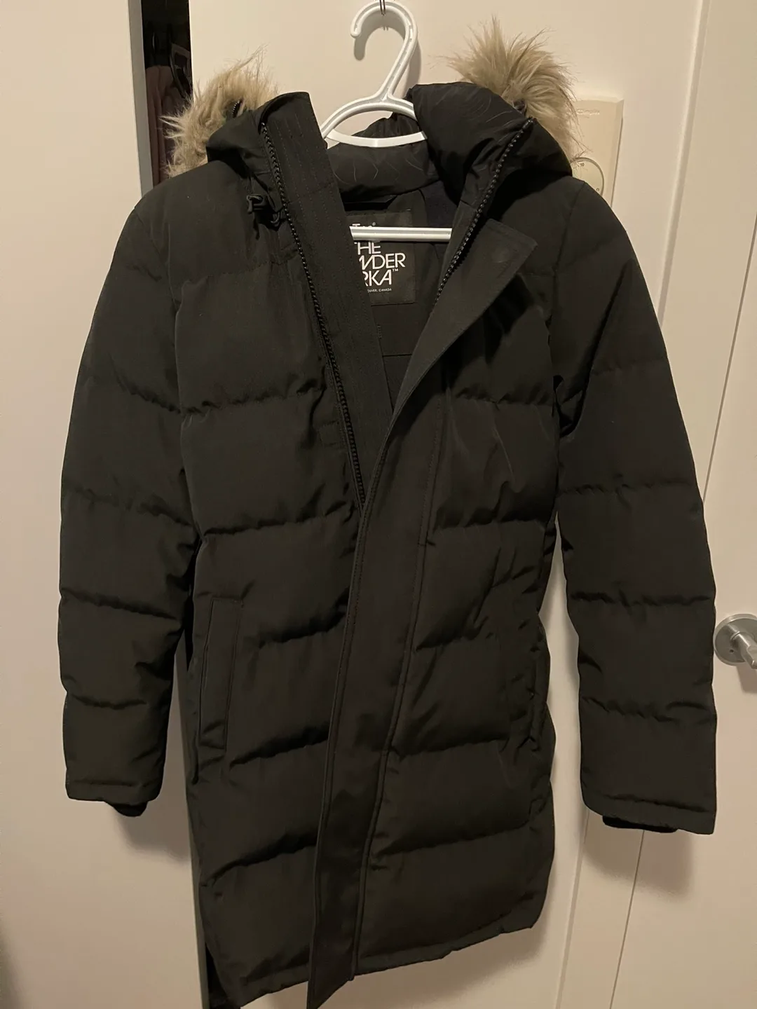 Aritzia TNA The Powder Parka image indicator(2)