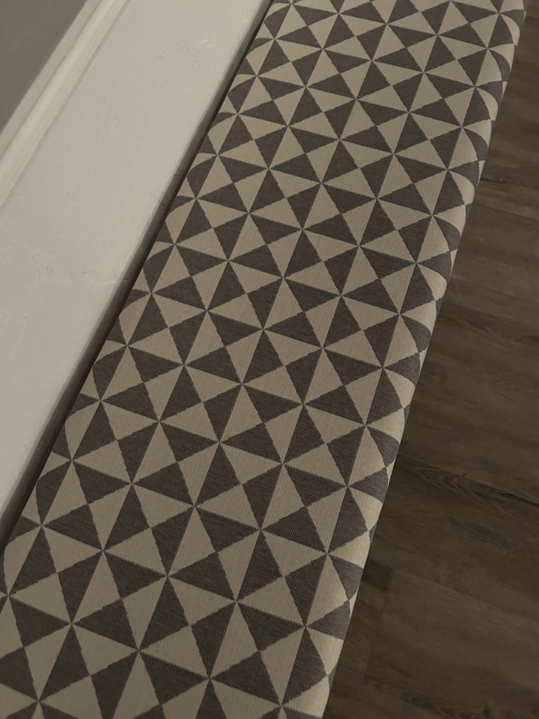 2 Grey/Beige Thin Decorative Benches - Gorgeous - photo 3