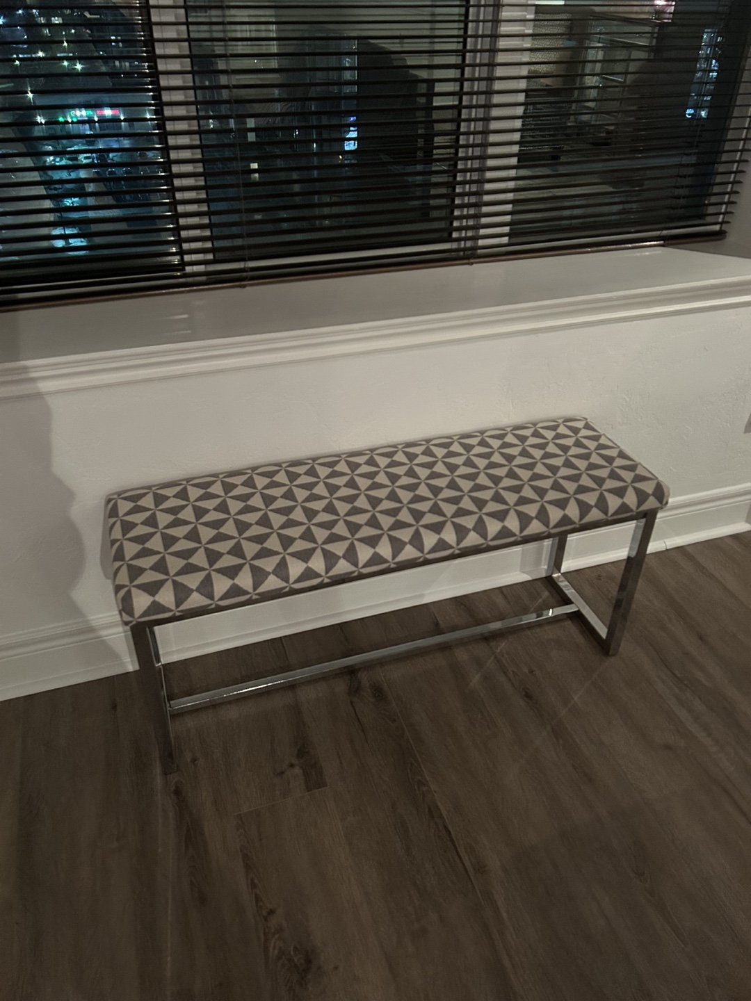 2 Grey/Beige Thin Decorative Benches - Gorgeous - photo 2