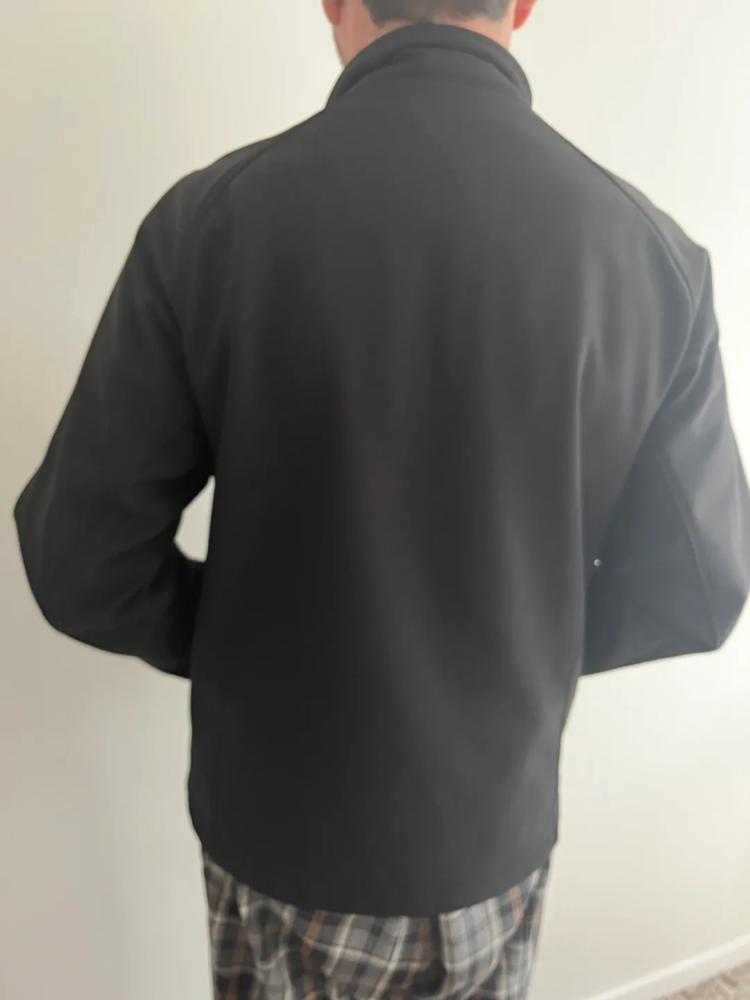 Men's Black Softshell Jacket image indicator(3)