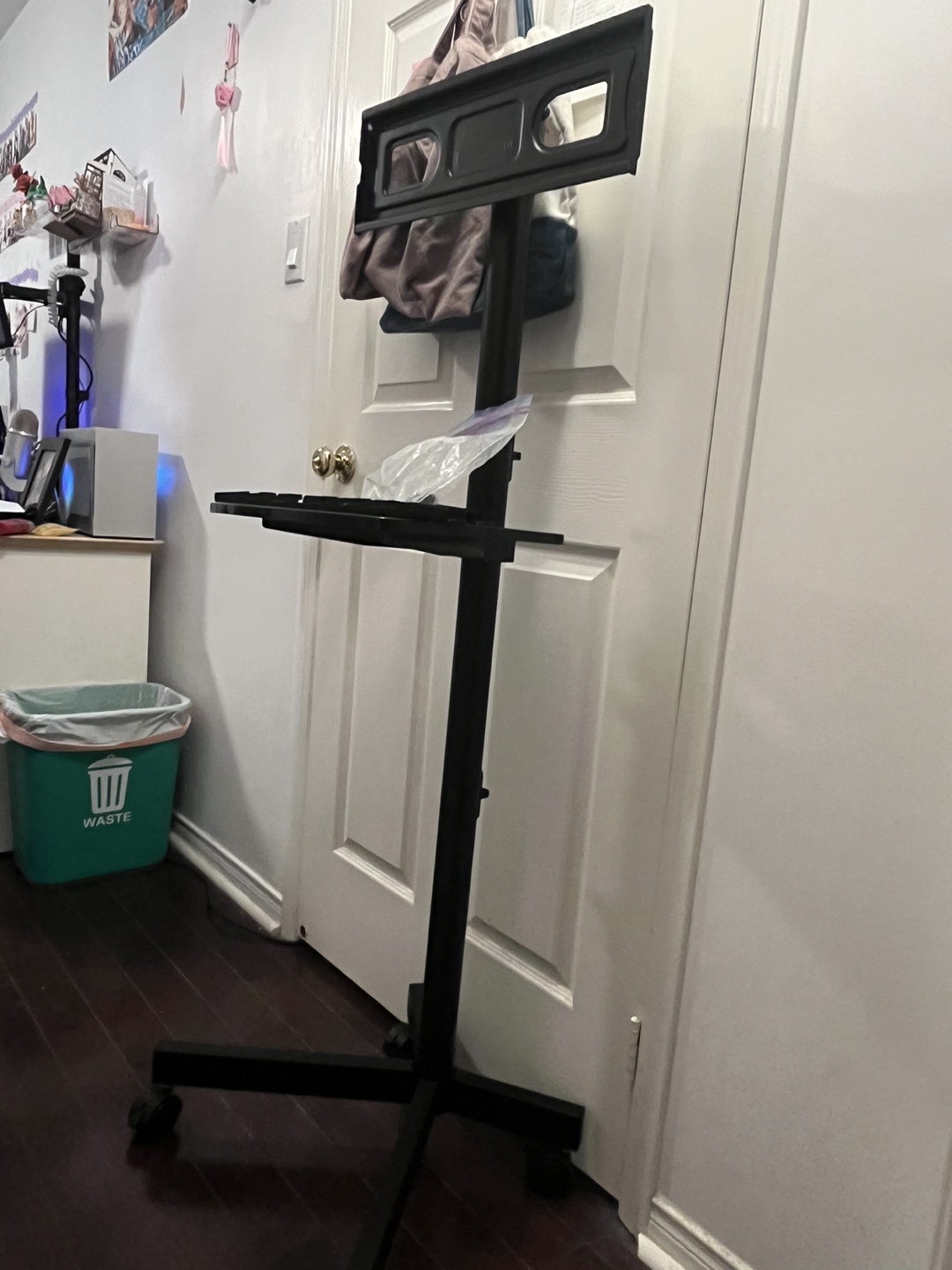 Rolling TV Stand - photo 3