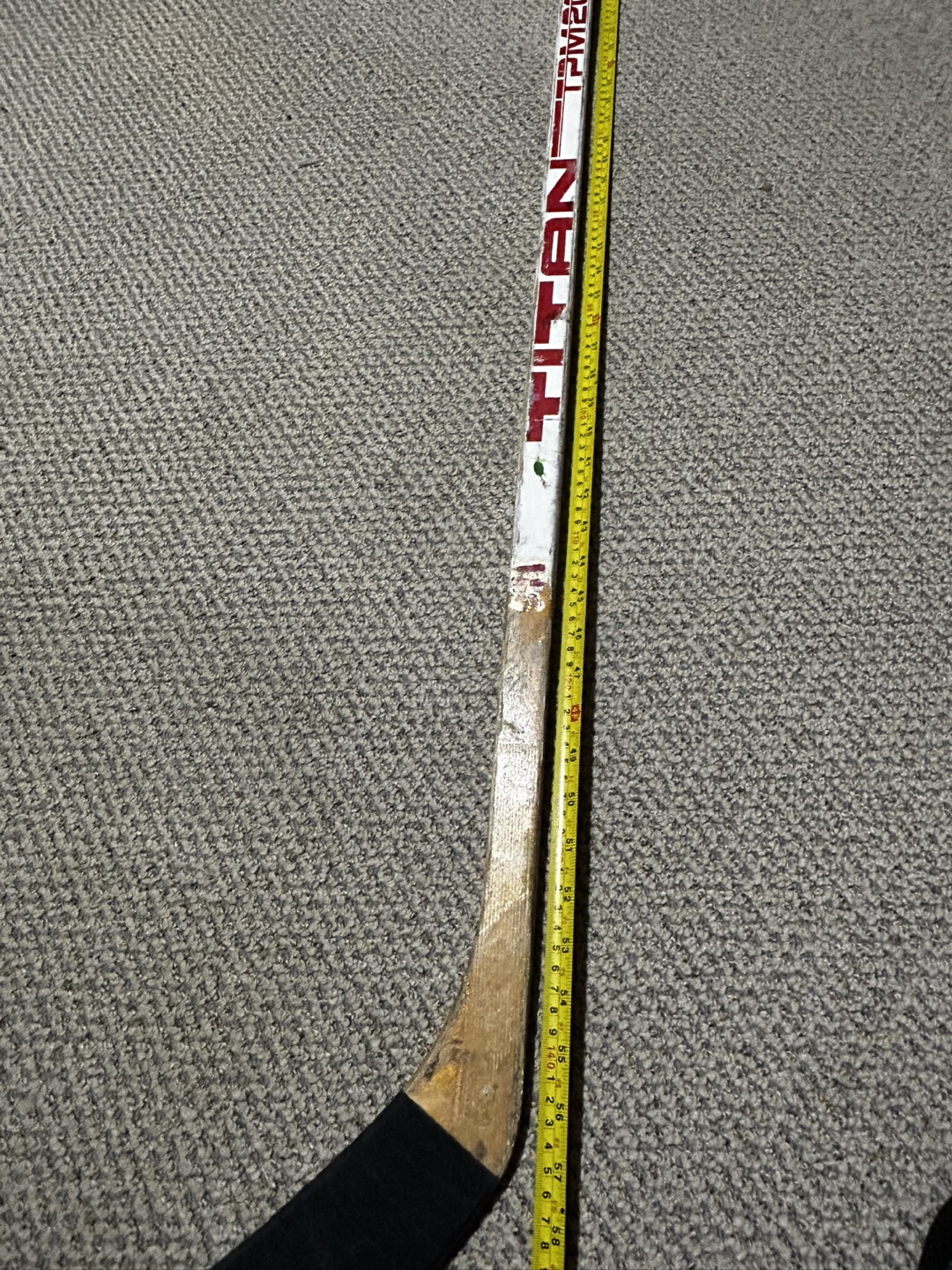 Vintage Titan Tri-Lobed Bossy Hockey Stick - photo 5