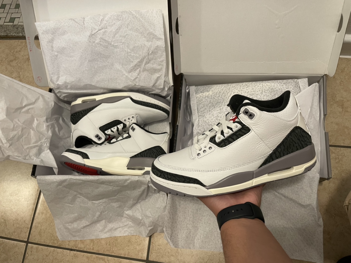 Air Jordan 3 Retro SE Cement grey